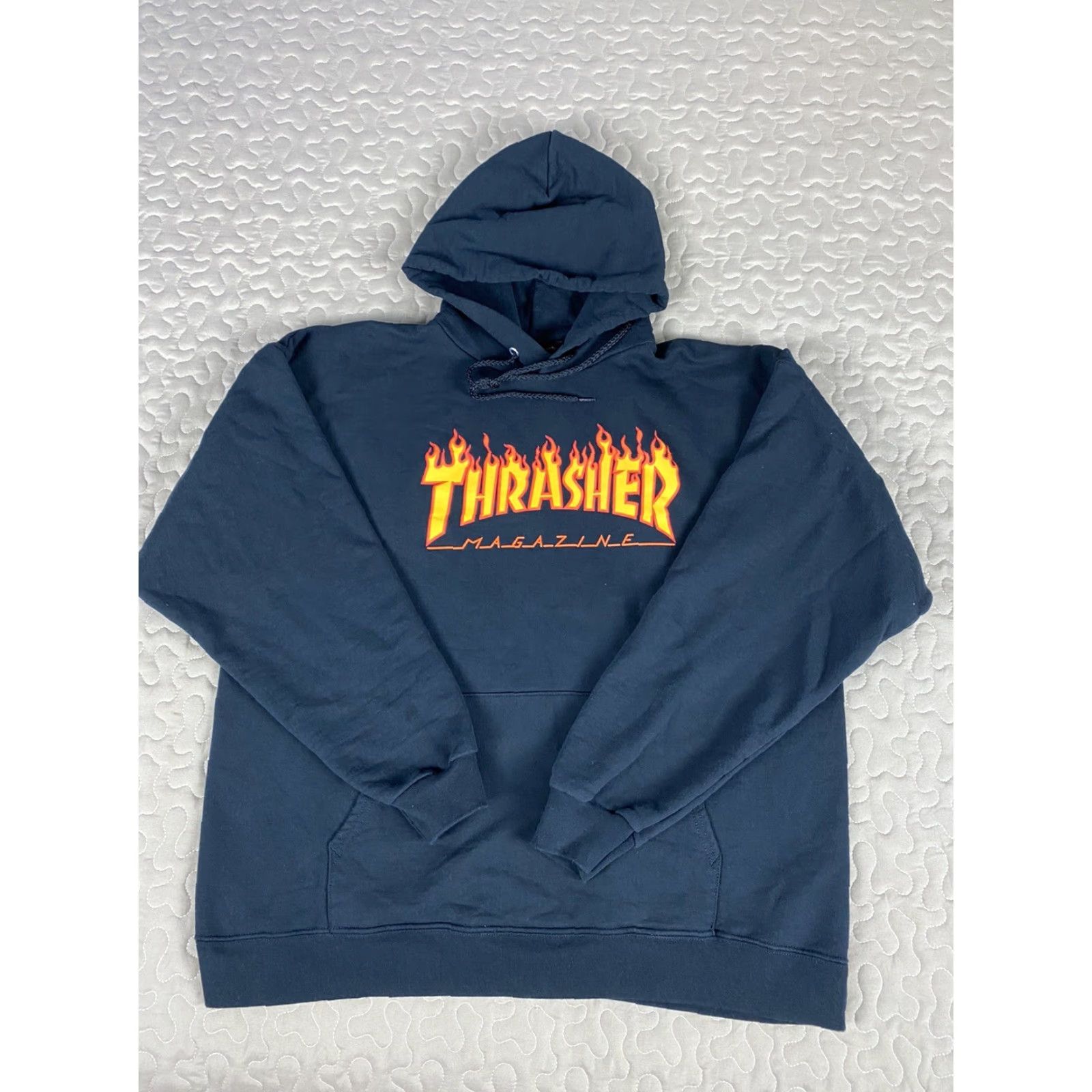 Thrasher VINTAGE Thrasher Magazine Hoodie Sweatshirt Mens L Black Flame Logo Pullover Logo Mens L Black Fire Size US L / EU 52-54 / 3 - 2 Thumbnail