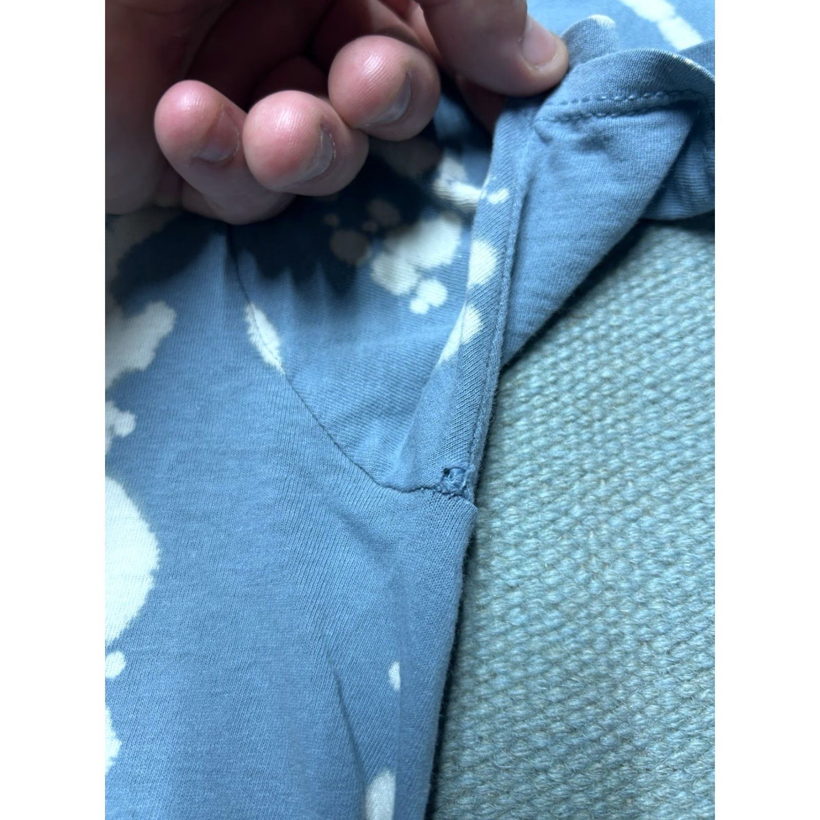 Fruit Of The Loom Fruit of the Loom Pocket T Shirt Bleach Tie Dye Distressed Cotton Soft XL Men Blues Pocket T Shirt Bleach Tie Dye Distressed Cotton Soft XL Men Blues Size US XL / EU 56 / 4 - 7 Thumbnail