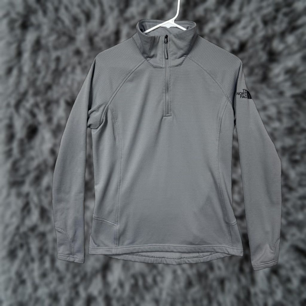 The North Face The North Face Women M Gray Pullover 1/4 Zip Mock Neck Thumbholes Raglan Sleeve Athletic Hiking Layering Shirt Size M / US 6-8 / IT 42-44 - 1 Thumbnail