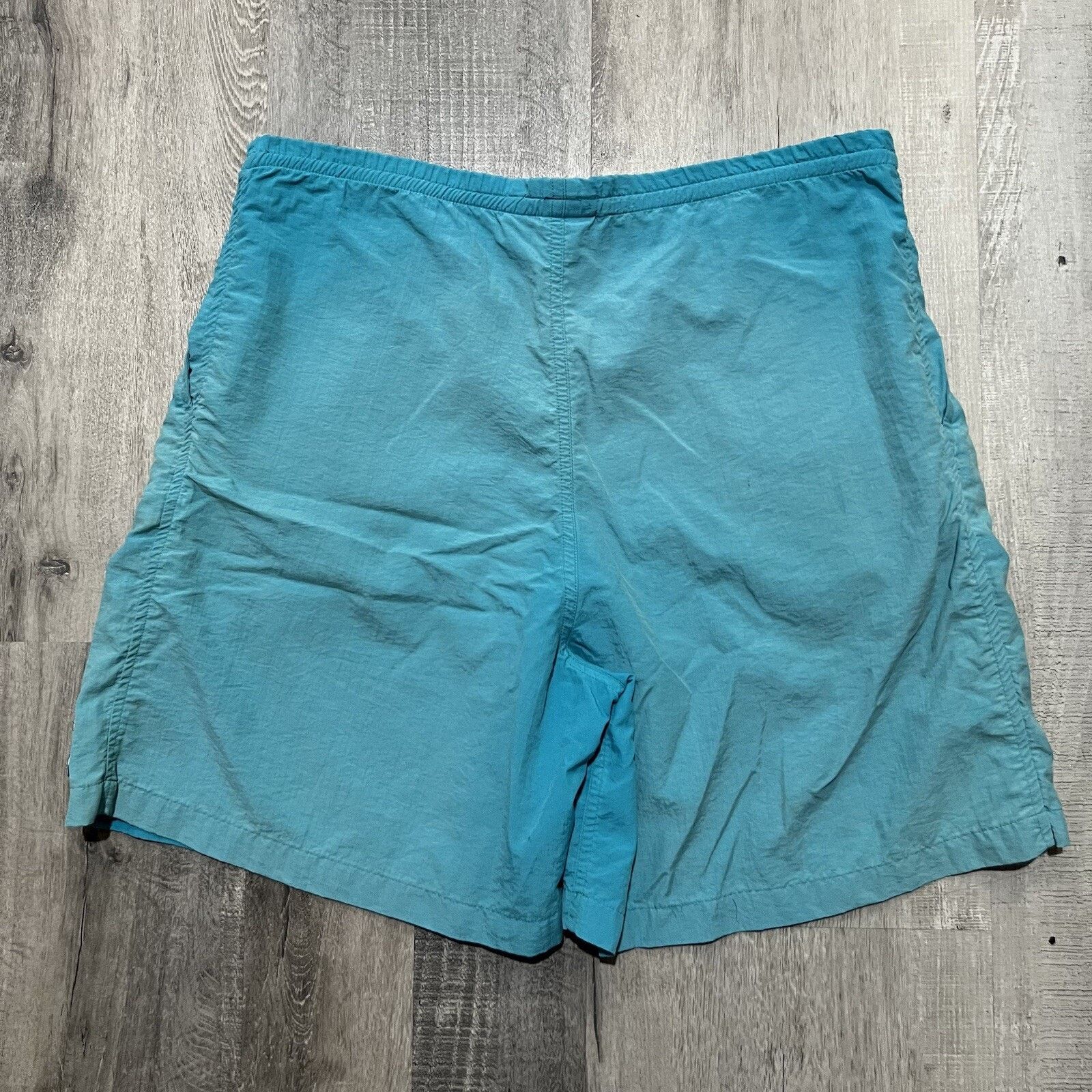 The North Face The North Face Shorts Blue Sun Faded Outdoor Beach Shorts M Size 34" / US 12 / IT 48 - 2 Thumbnail