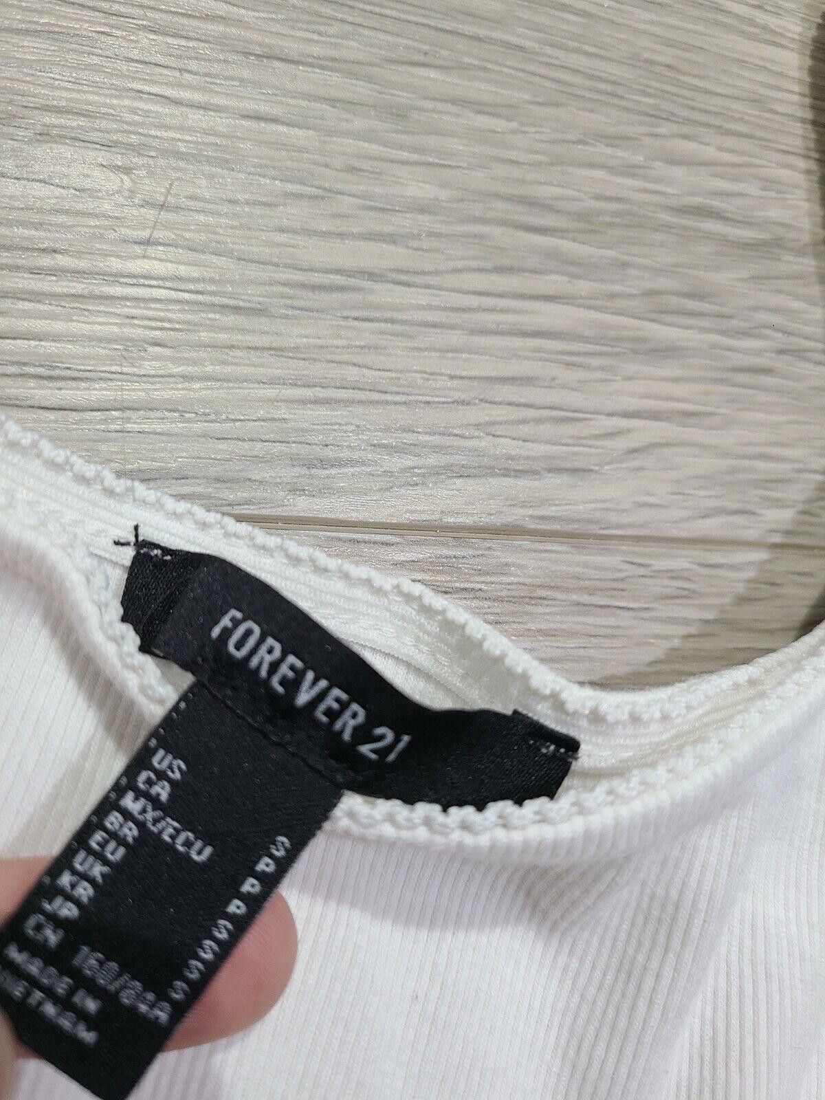 Forever 21 Forever 21 Crop Top Lot 3 White Tanks Small Size S / US 4 / IT 40 - 6 Thumbnail