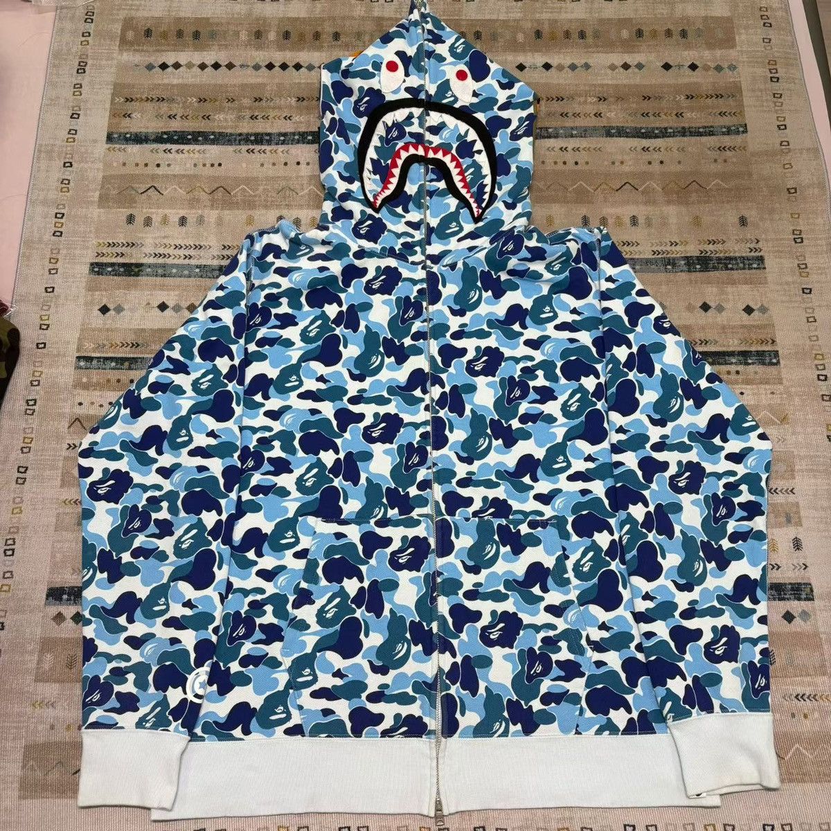Bape COLOR CAMO SHARK FULL ZIP HOODIE Size US XXL / EU 58 / 5 - 1 Thumbnail