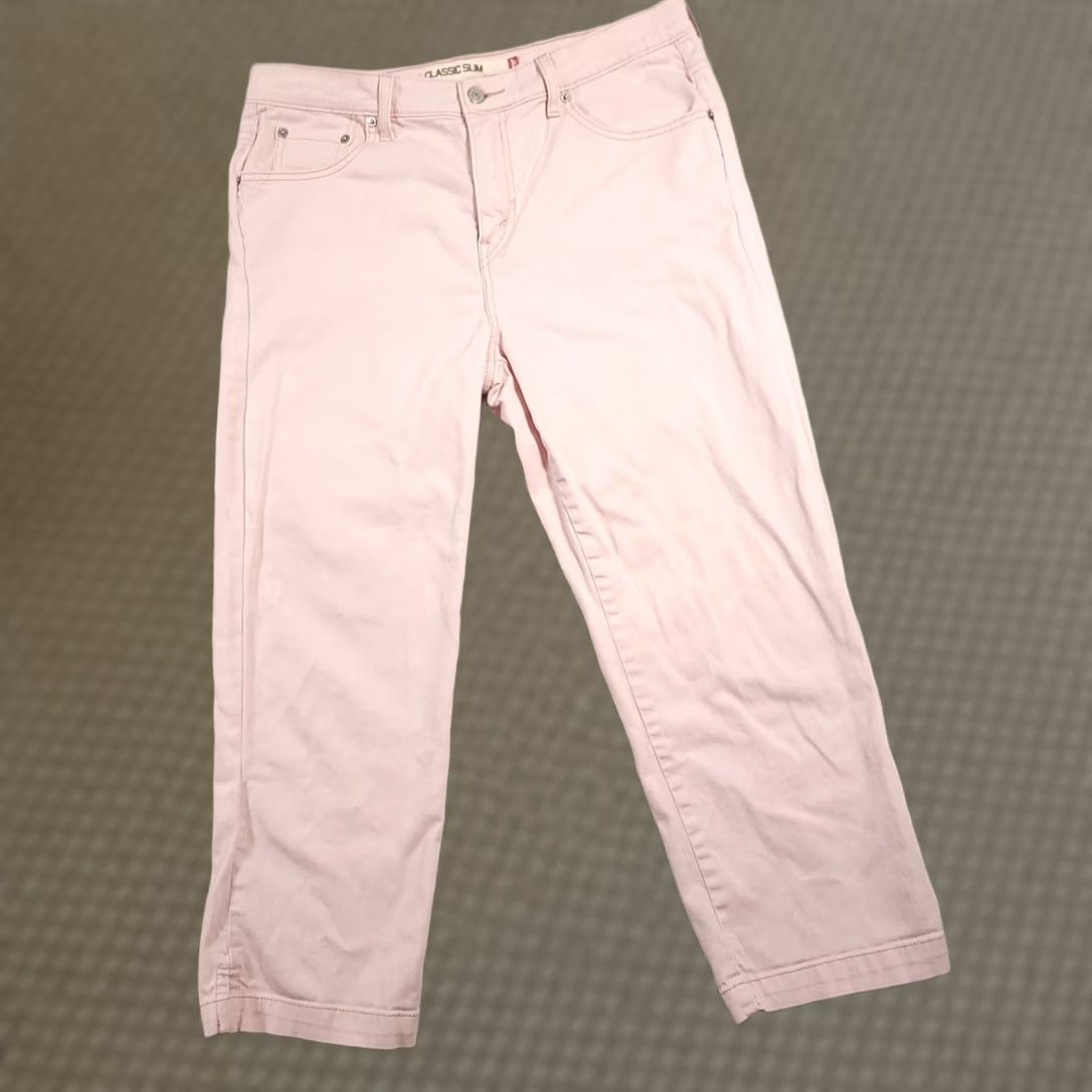 Levi's Levi's Classic Slim Capris Womens 18 Pink Stretch Cropped Pants Casual Summer Capris Slit Pockets Logo Button Denim Cotton Spandex Slim Size 28" / US 6 / IT 42 - 1 Thumbnail