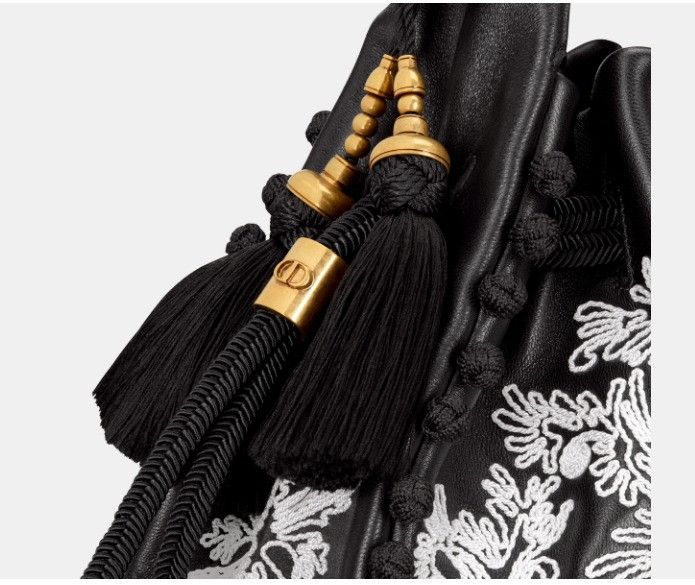 Dior o1w1db10425 Size: OS / Hobo Bucket Bag in Black & White Size ONE SIZE - 5 Thumbnail