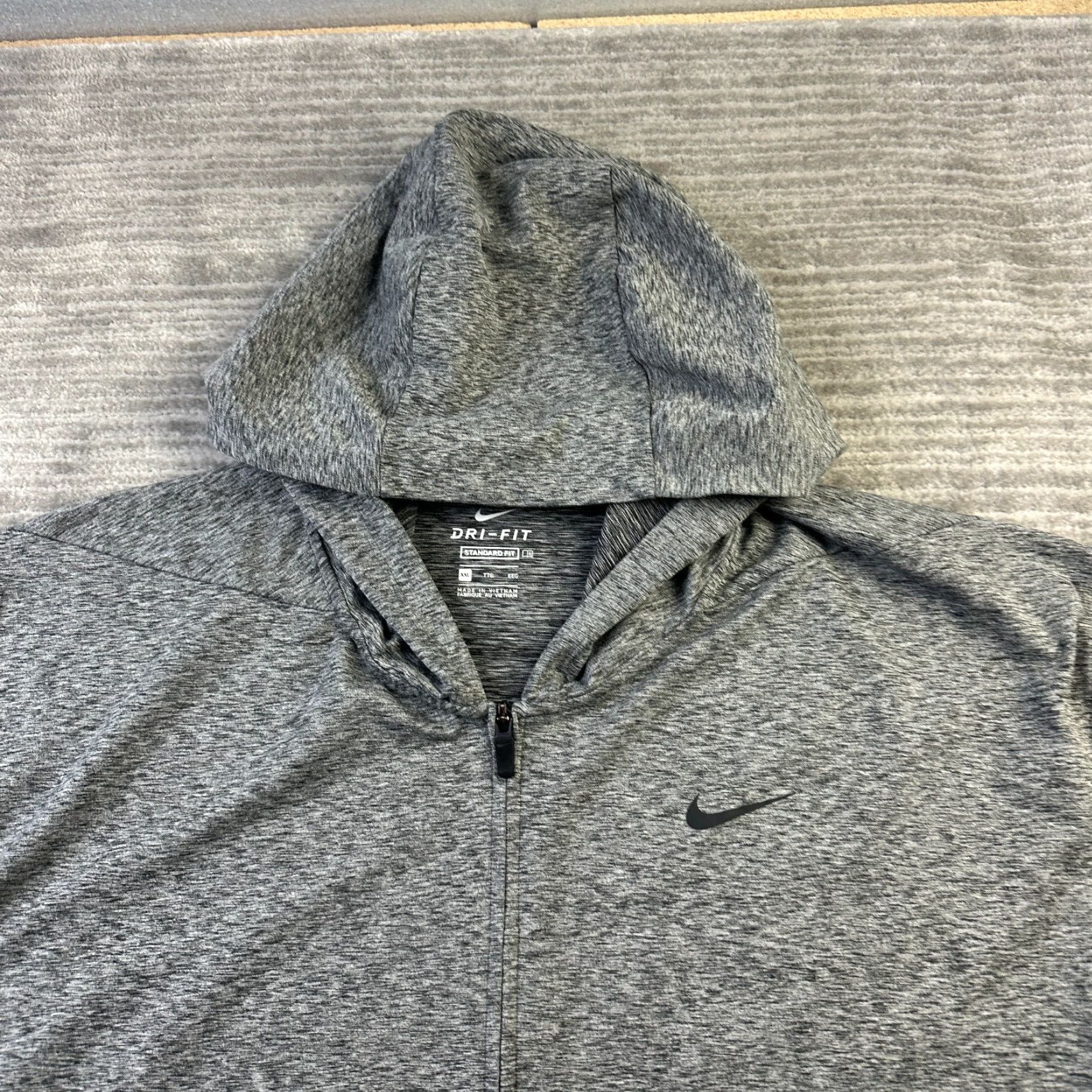 Nike Nike Jacket Mens 2XL Gray Full Zip Gym Training Performance Stretch Polo Collared Button-Down Embroidered Logo 2XL Mens Adidas? Wait no. Size US XXL / EU 58 / 5 - 3 Thumbnail