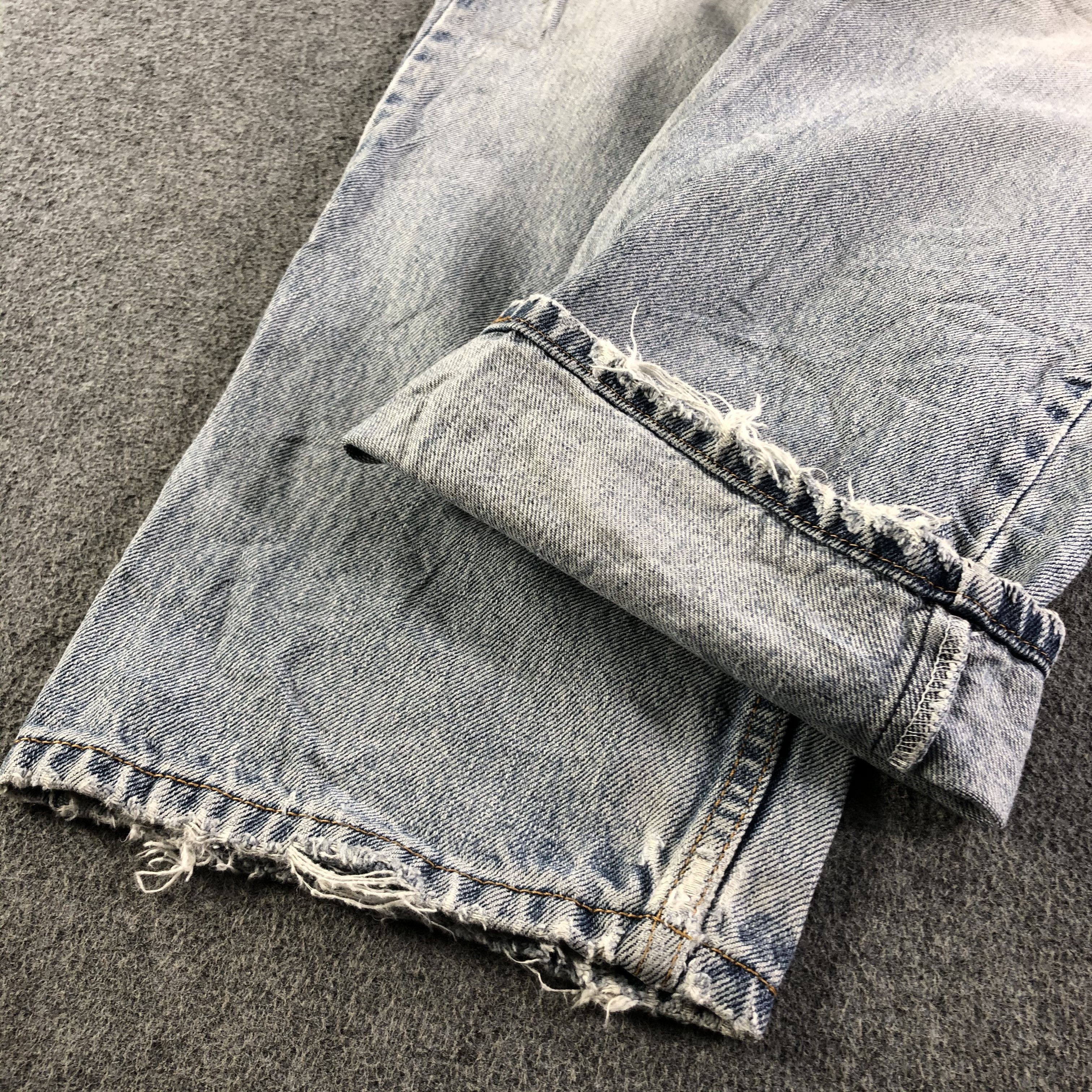Levi's Vintage Levis 550 Jeans-J3121 Size US 37 - 7 Thumbnail