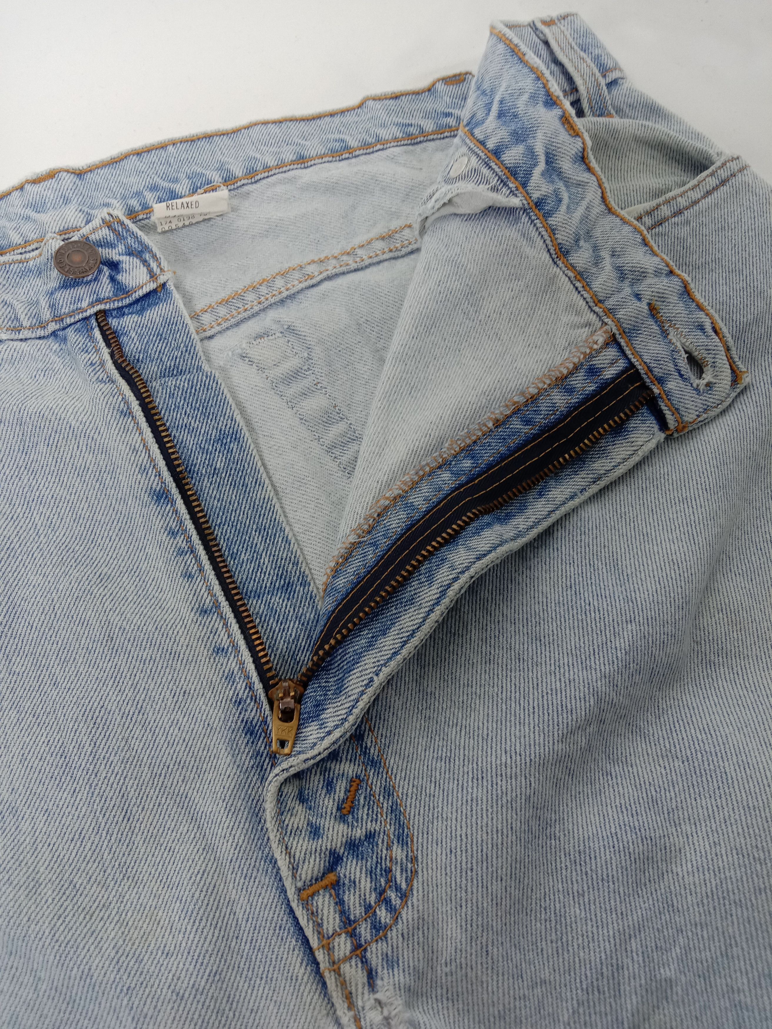 Levi's Vintage 90s Levi’s 540 Jeans Light Wash Distressed Denim Size US 40 / EU 56 - 9 Thumbnail