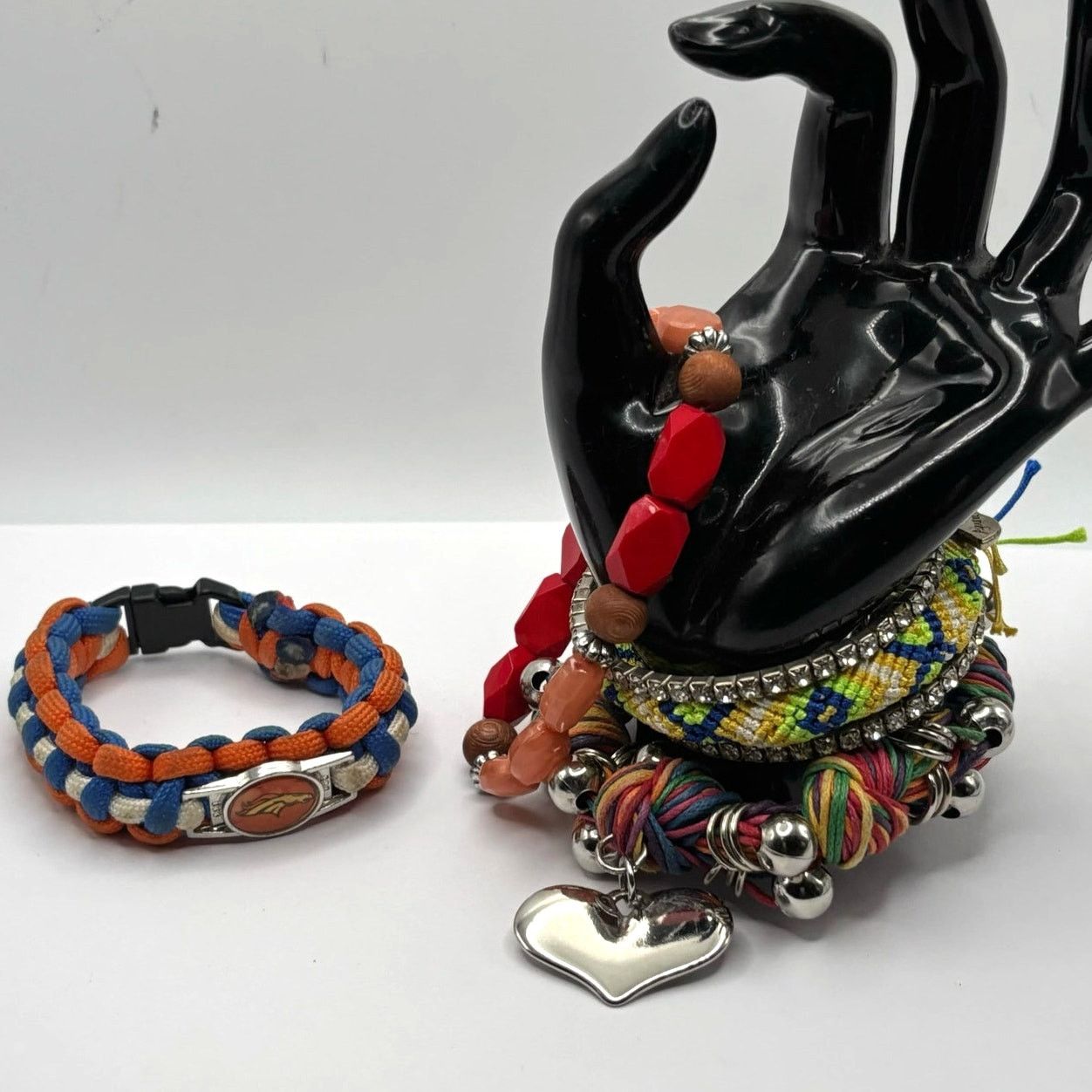 NFL Orange Heart/Denver Broncos Bracelet Bundle Size ONE SIZE - 1 Thumbnail