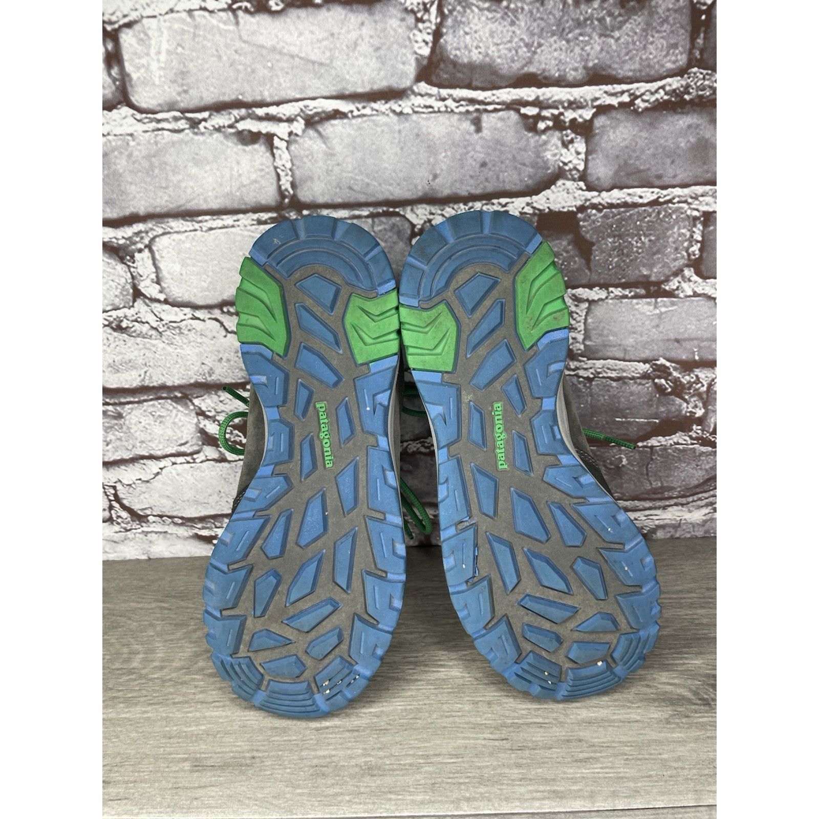 Patagonia Patagonia Bungee Cord Peppergrass Performance Footwear Women Size US 7.5 / IT 37.5 - 23 Thumbnail