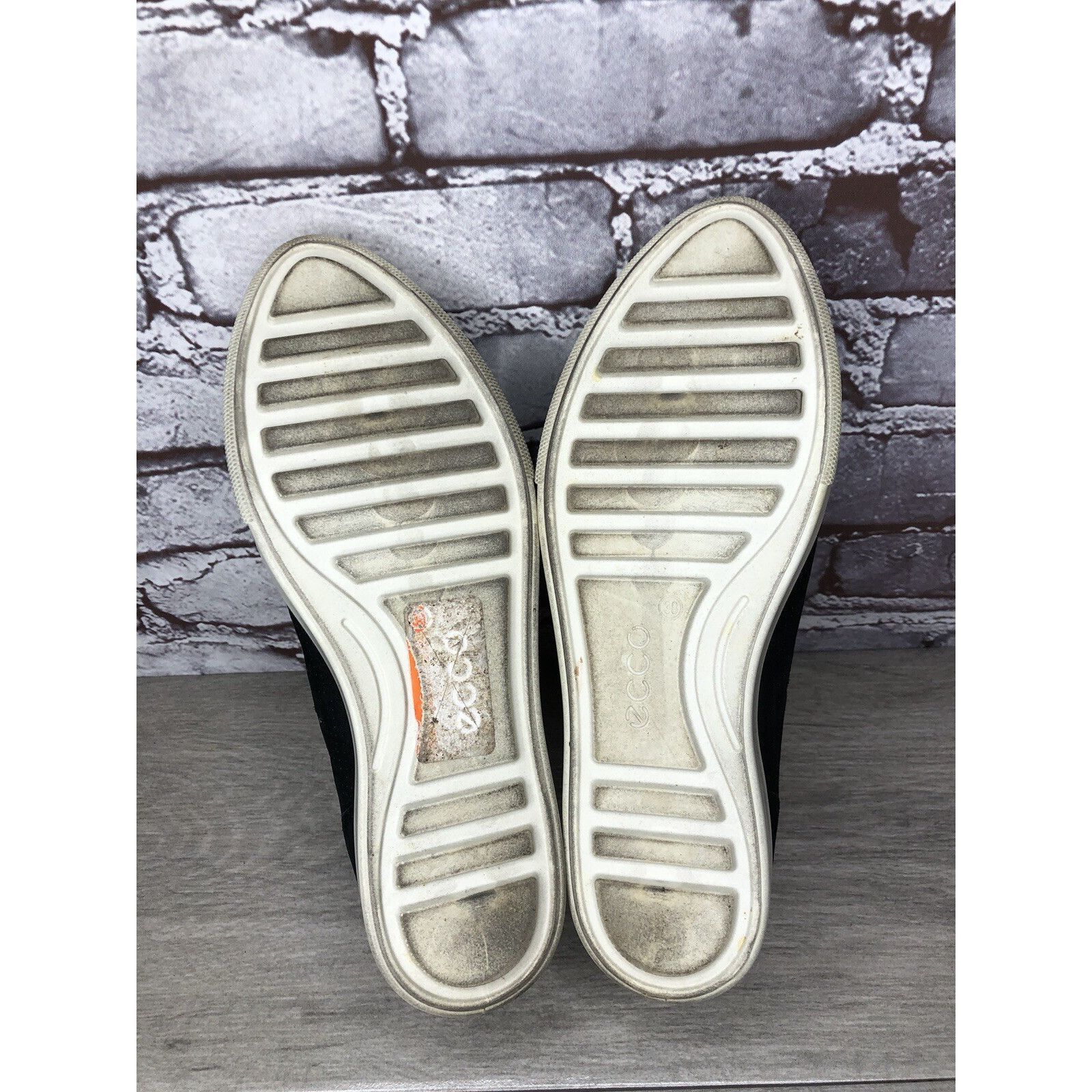 Ecco Ecco Danish Design Black Leather Slip On Casual Sneakers Sho Size US 7.5 / IT 37.5 - 9 Thumbnail