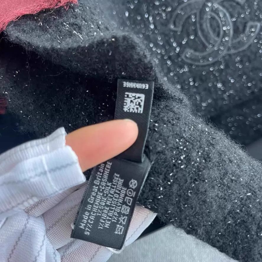 Chanel Chanel 26C Black Silver Logo Scarf Size ONE SIZE - 3 Thumbnail