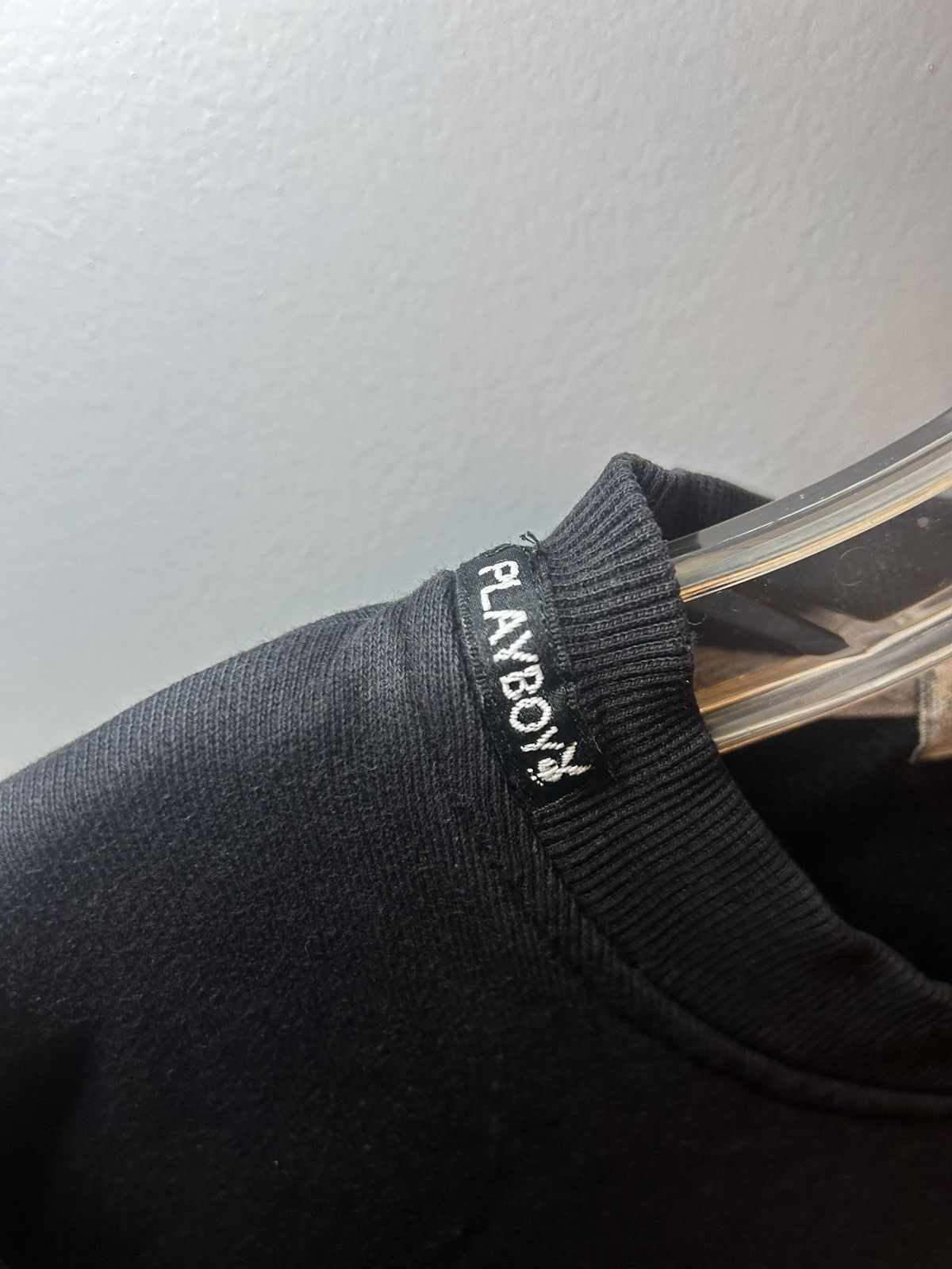 Playboy Vintage 2005 Playboy distressed crest logo patch sweatshirt Size US L / EU 52-54 / 3 - 5 Thumbnail