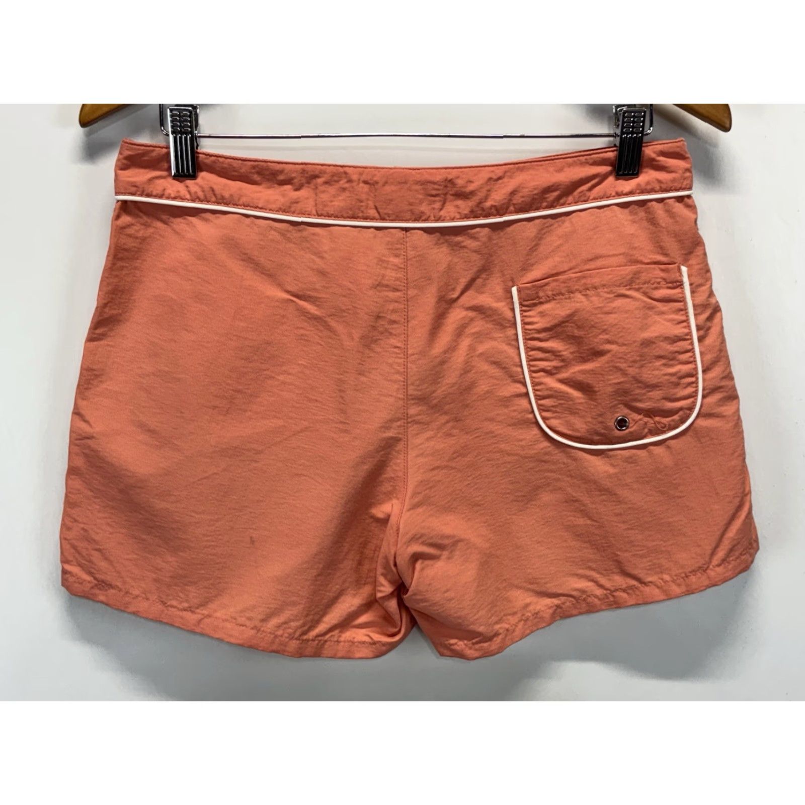 Patagonia Patagonia Button Out Boardie Shorts Sz 8 Women’s Orangish Swim Water 4” Inseam Size 30" / US 8 / IT 44 - 2 Thumbnail
