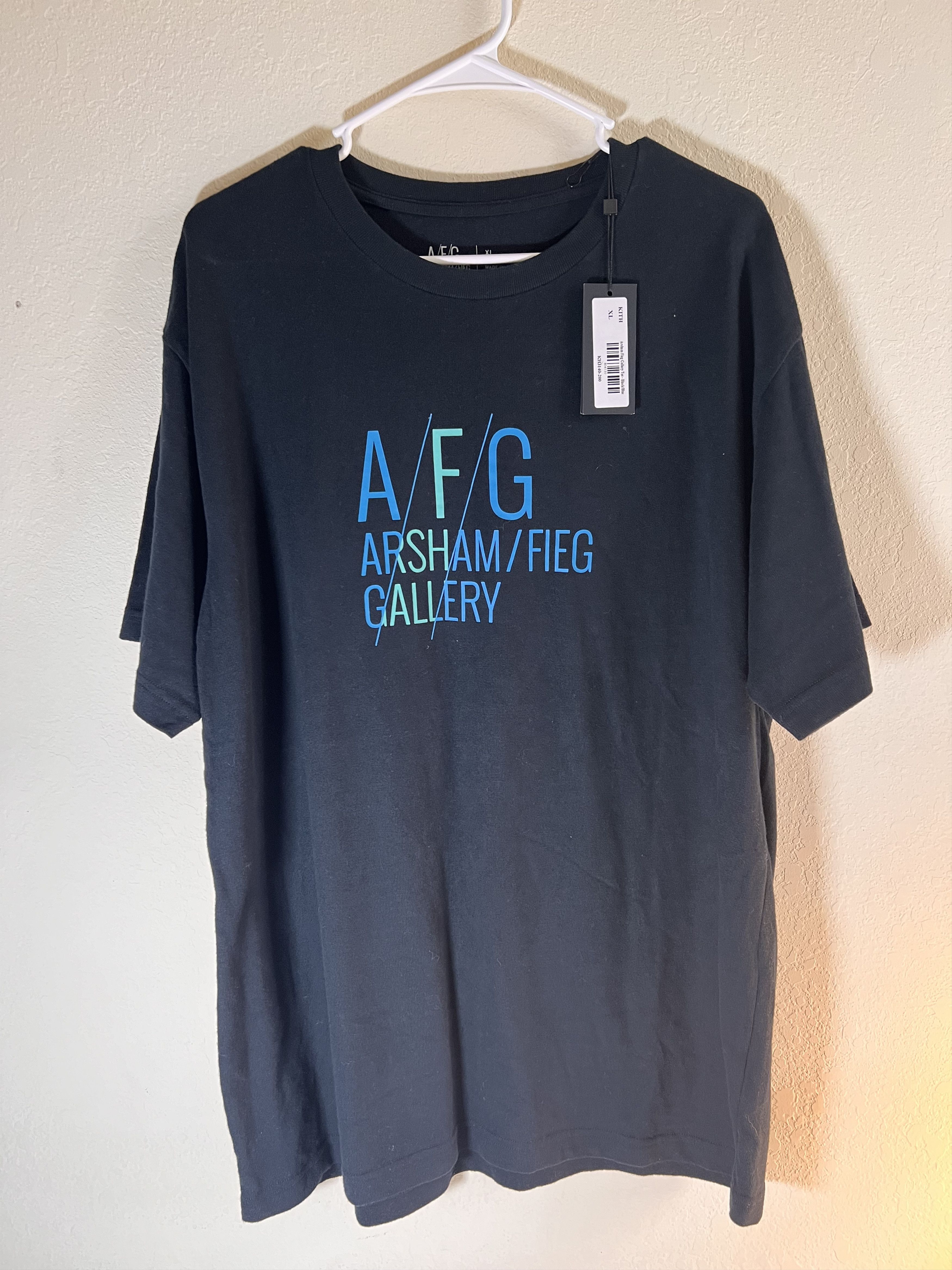 Kith NWT Kith Arsham Fieg gallery t-shirt XL Size US XL / EU 56 / 4 - 1 Thumbnail