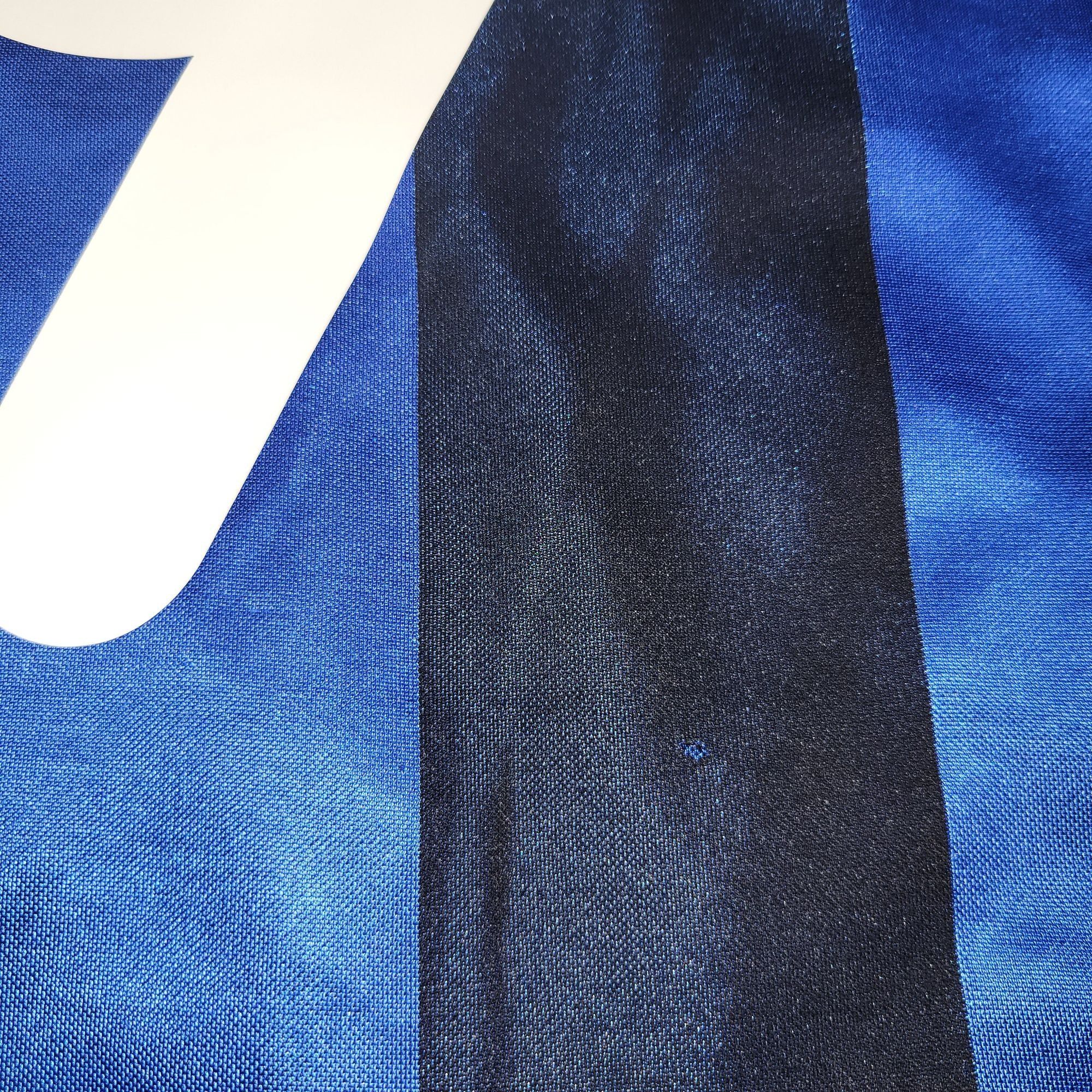 Nike Ronaldo Inter Milan 2001 2002 Soccer Jersey Shirt XL Size US XL / EU 56 / 4 - 5 Thumbnail