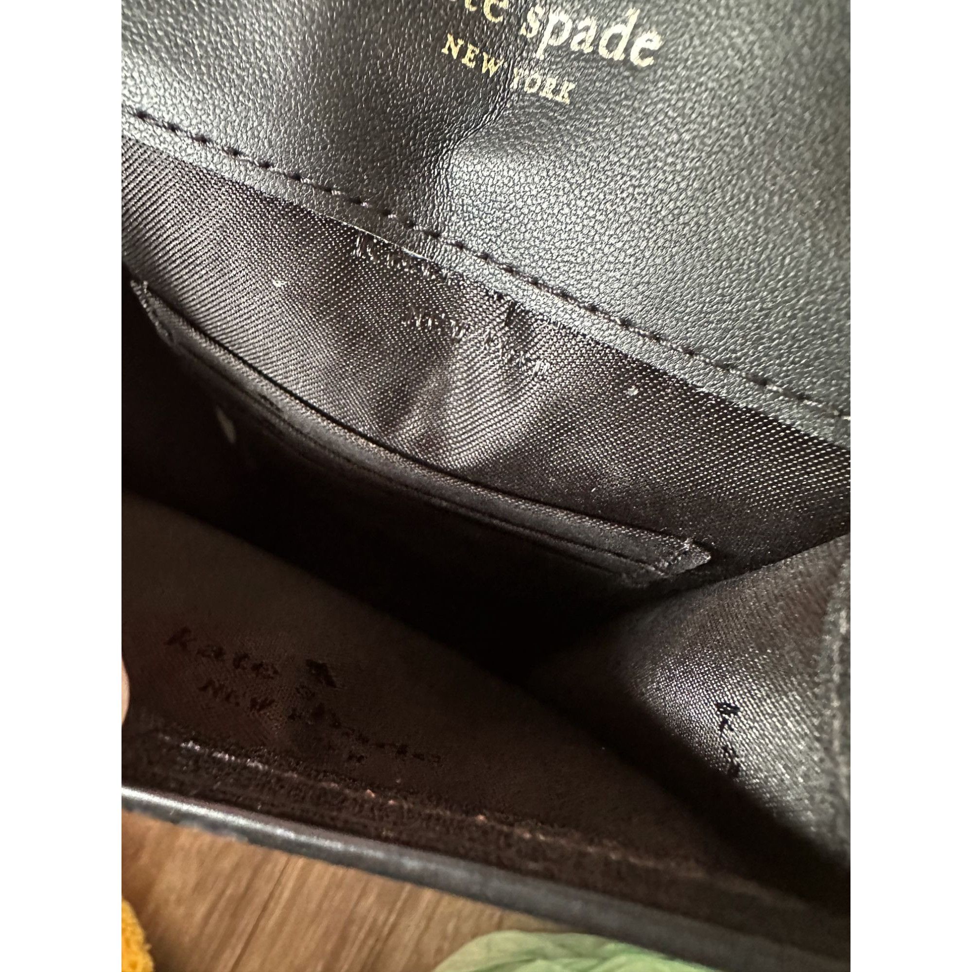 Kate Spade Kate Spade Black Glitter North South Phone Crossbody Bag Size ONE SIZE - 8 Thumbnail