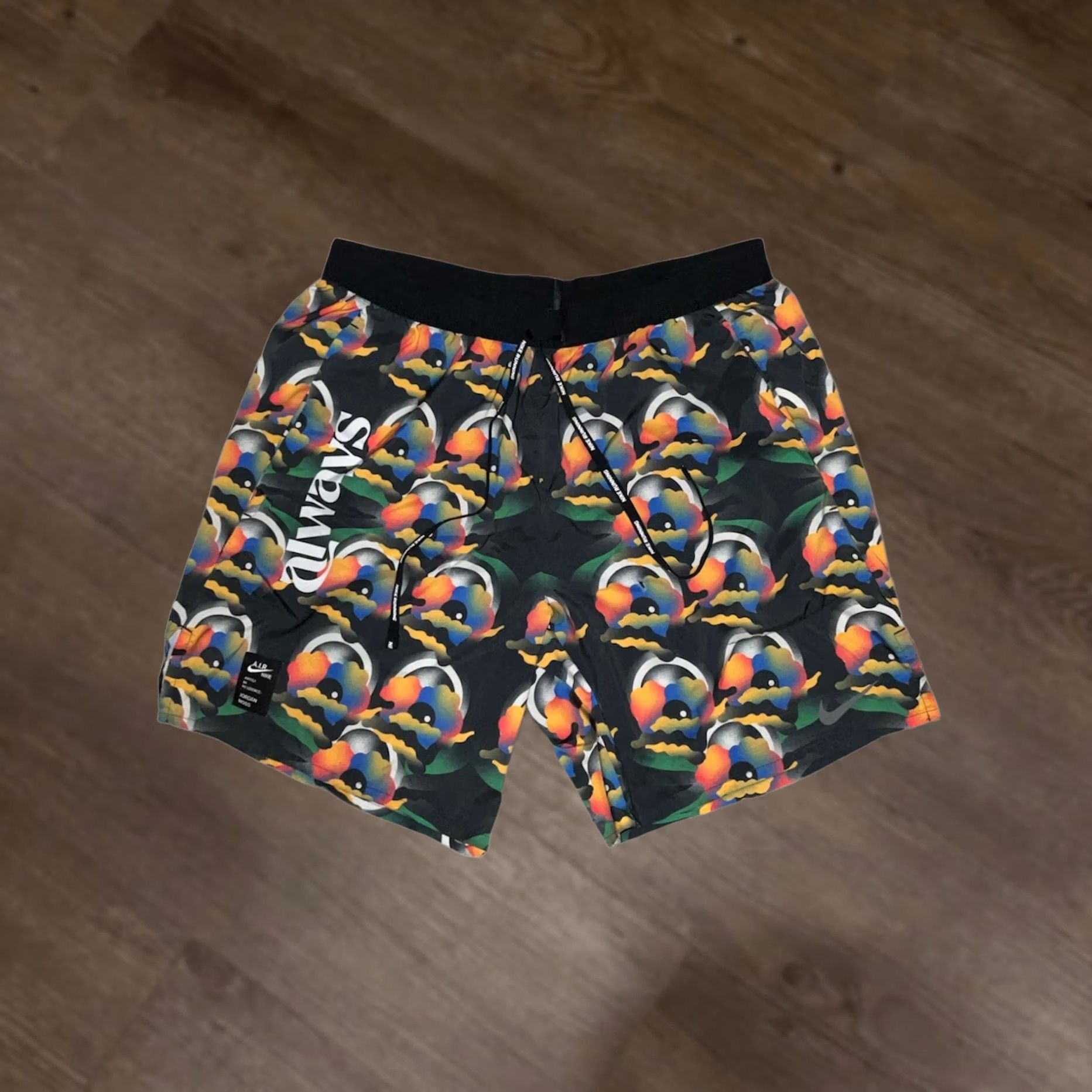 Nike × Undercover Nike x Gyakusou multi-pocket running shorts