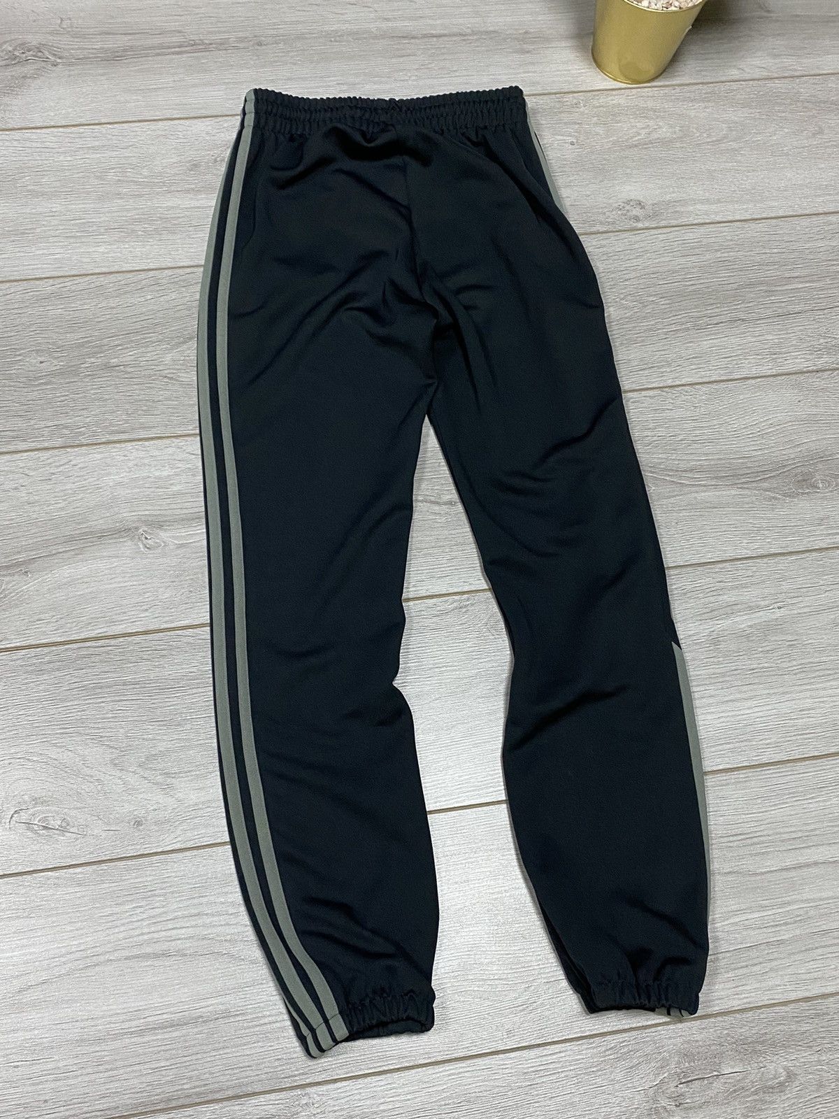 Adidas × Kanye West Adidas Calabasas vintage three stripes pants Size US 28 / EU 44 - 7 Thumbnail