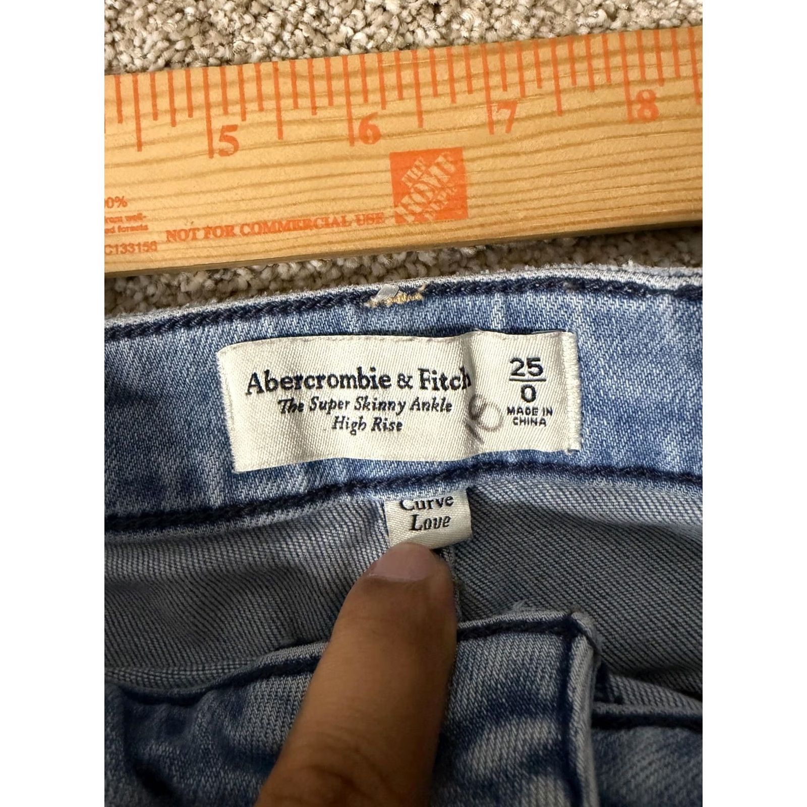 Abercrombie & Fitch Abercrombie & Fitch Skinny Jeans Womens 25 High Rise Distressed 5-Pocket Denim Frayed Ankles 25x25.5 Blue Size 42" / US 20 - 6 Thumbnail