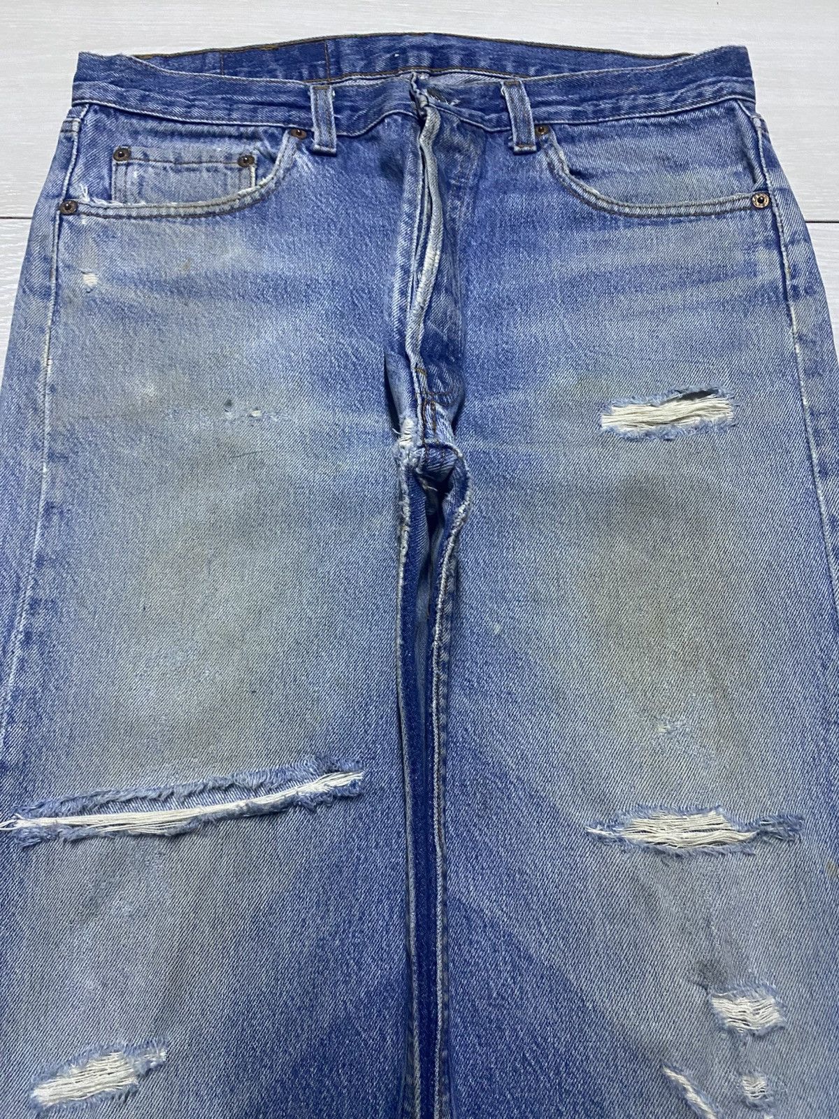 Levi's Vintage Levis 501 90s ButtonFly 522 Distressed Jeans Size US 32 / EU 48 - 3 Thumbnail