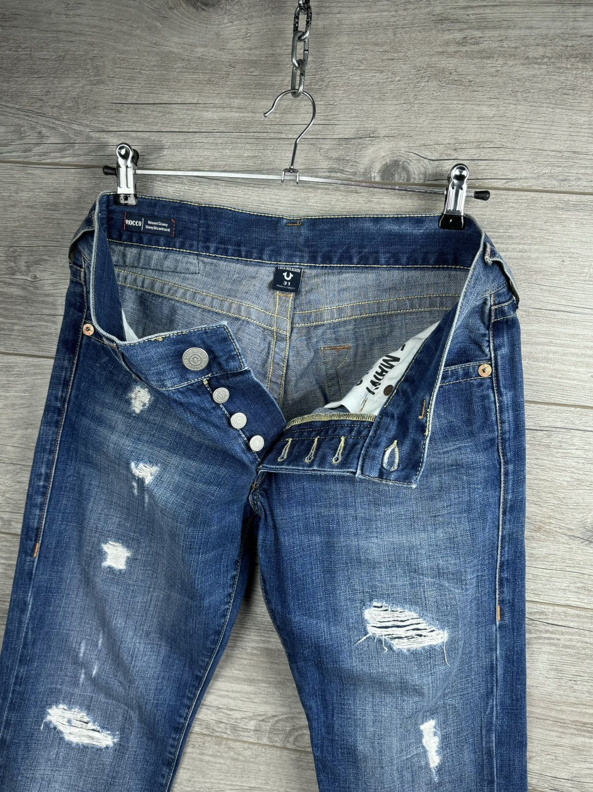 True Religion True Religion Jeans Japanese Big Logo Size 31 Size US 31 - 10 Thumbnail