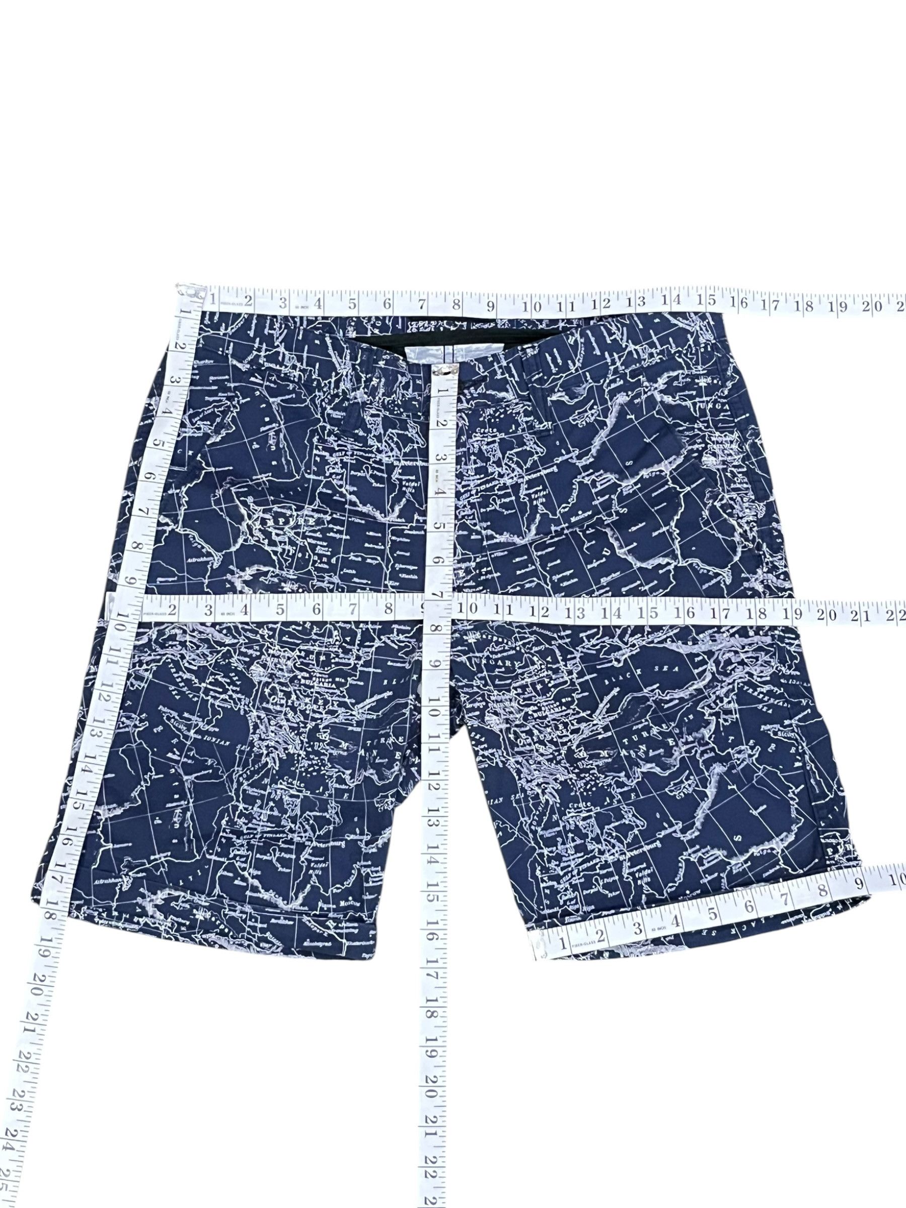 GOSTAR DE FUGA Gostar De Fuga Map Print Shorts Archive Japan Hype 30“ Size US 30 / EU 46 - 12 Thumbnail