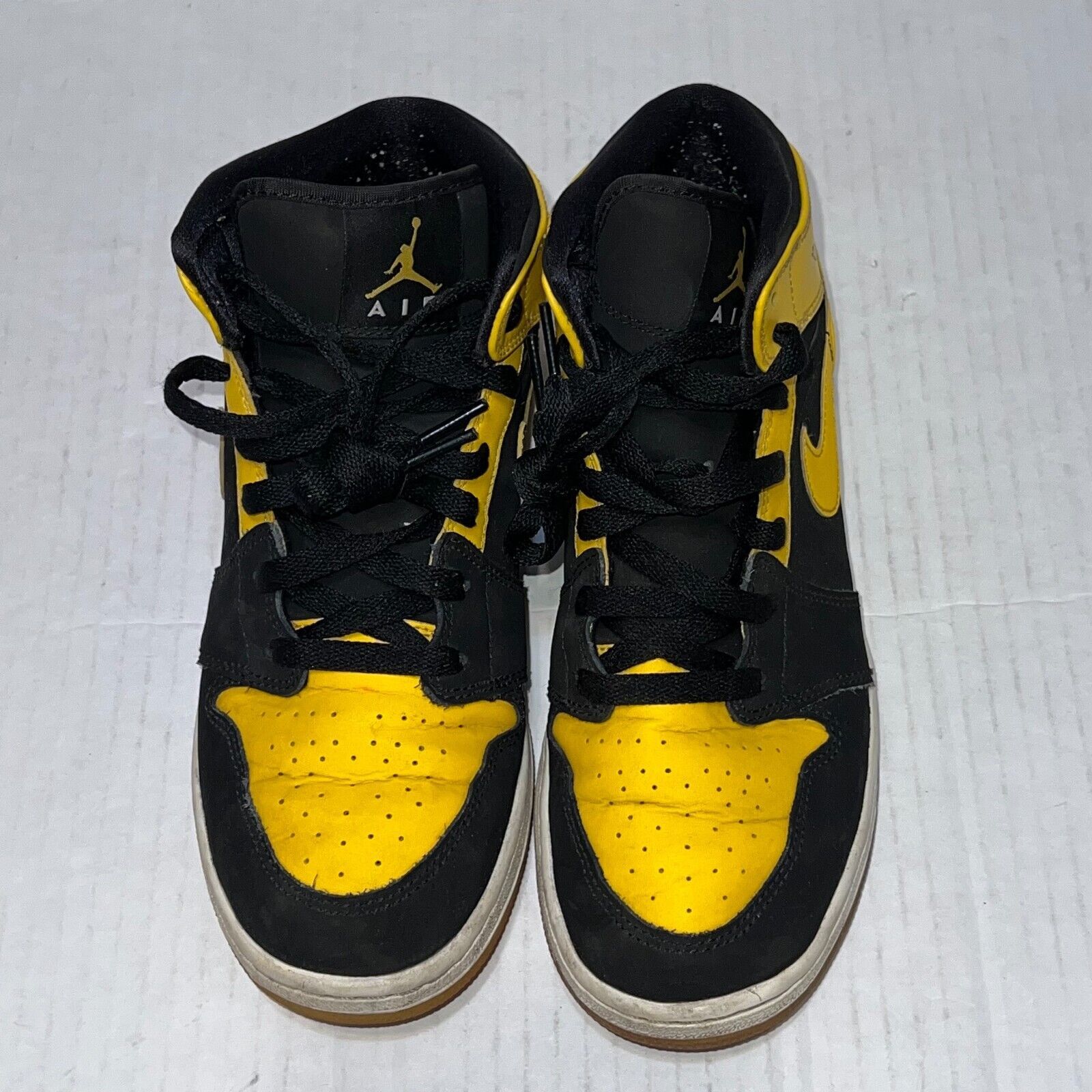 Nike NIKE 554725-035 Jordan 1 Retro Mid New Love 2017 GS Kid 6.5Y Size US 6.5 / EU 39-40 - 4 Thumbnail