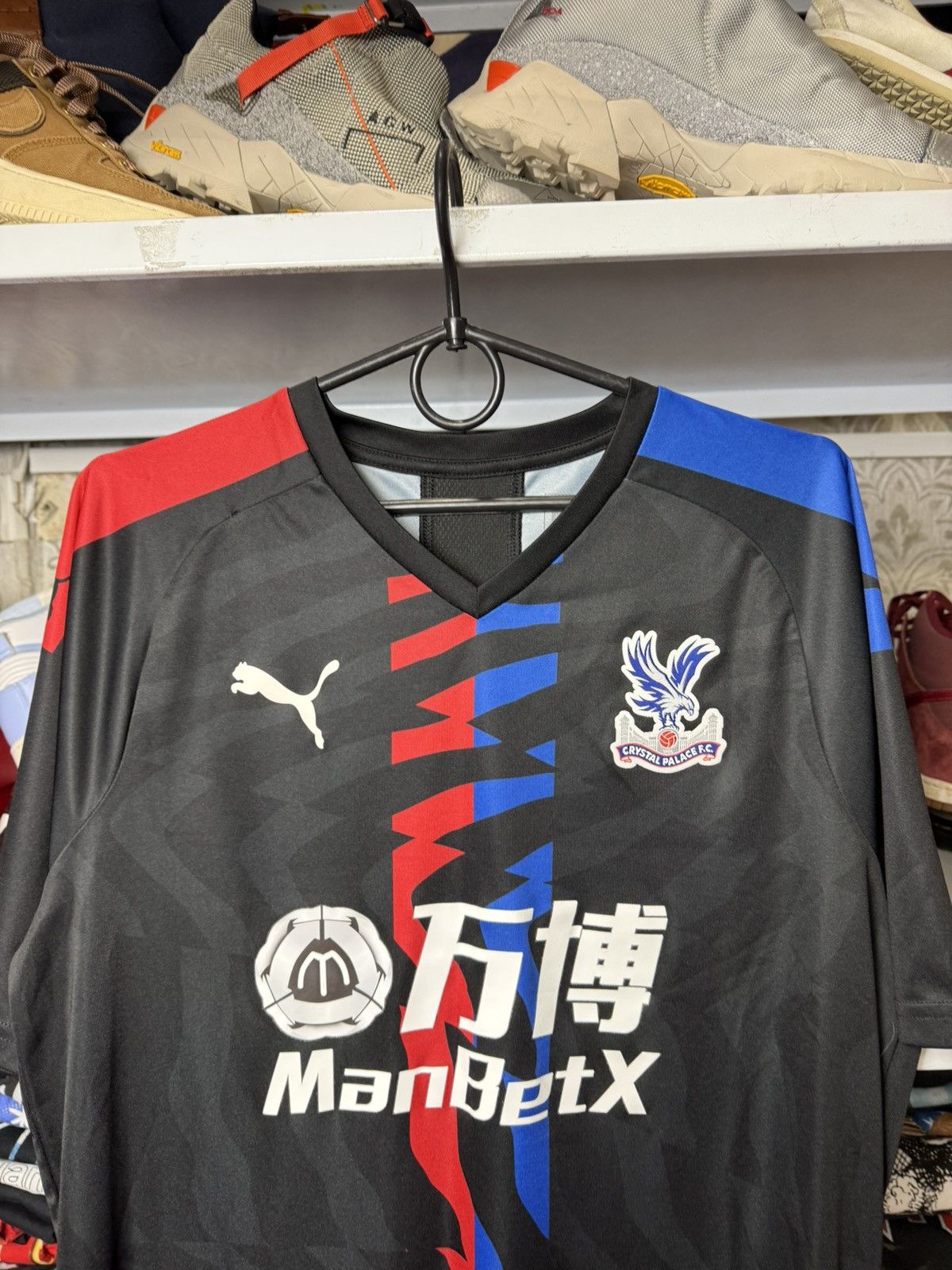Puma Crystal Palace 2019 2020 Jersey Puma Player Davis #17 Size US M / EU 48-50 / 2 - 2 Thumbnail