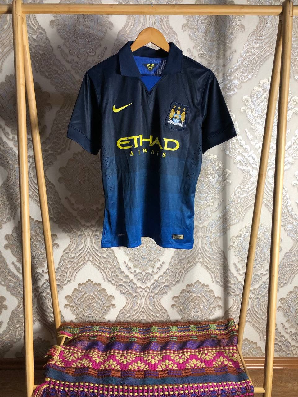 Nike VINTAGE NIKE FC MANCHESTER CITY ENGLAND SOCCER JERSEY RETRO Size US M / EU 48-50 / 2 - 1 Thumbnail