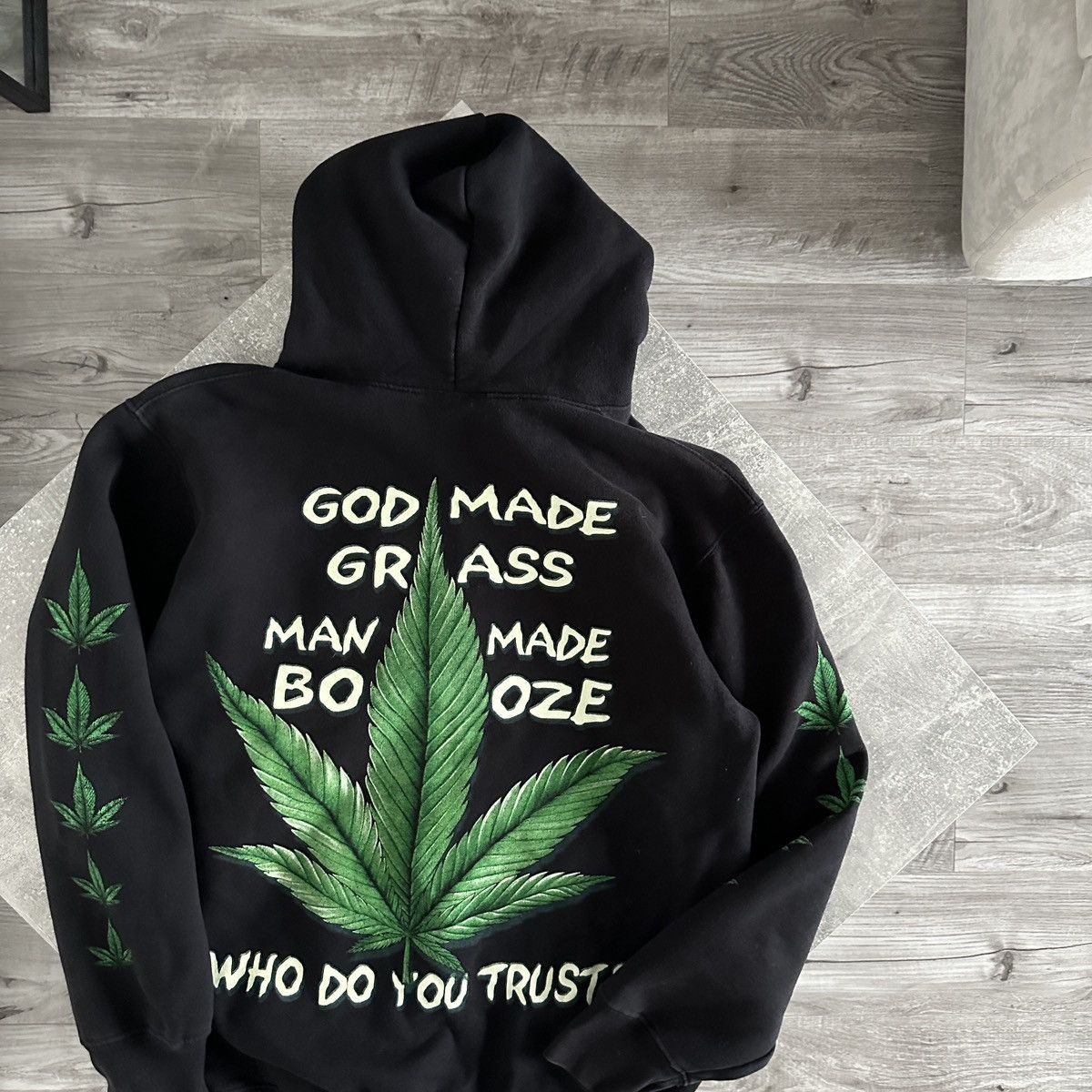 Vintage Vintage 90s Weed Who do you trust God Human grass hoodie y2k Size US L / EU 52-54 / 3 - 7 Thumbnail