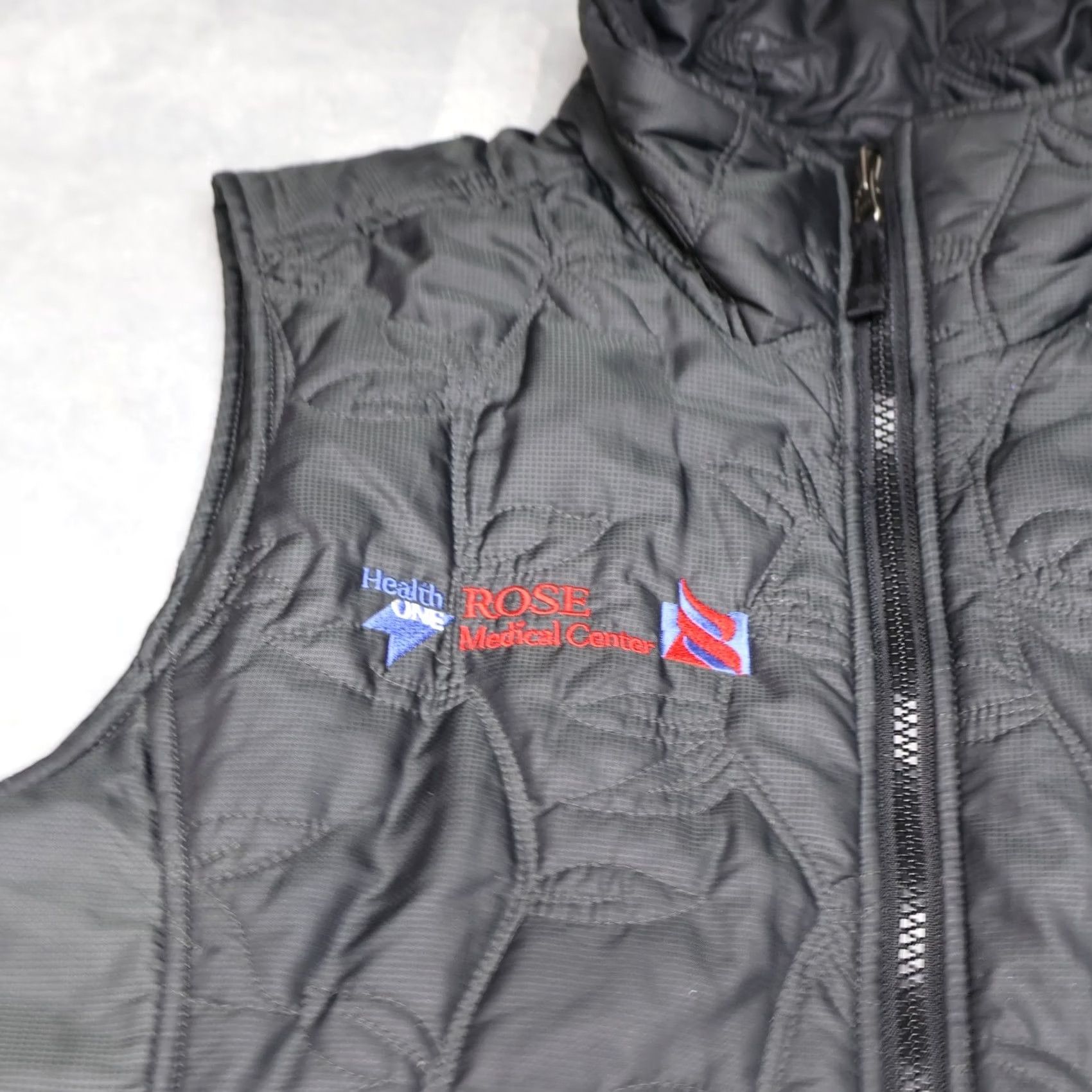 The North Face VINTAGE North Face Vest Womens Large Black Full Zip Insulated Pack Quilted Puffer LOGO Size L / US 10 / IT 46 - 2 Thumbnail