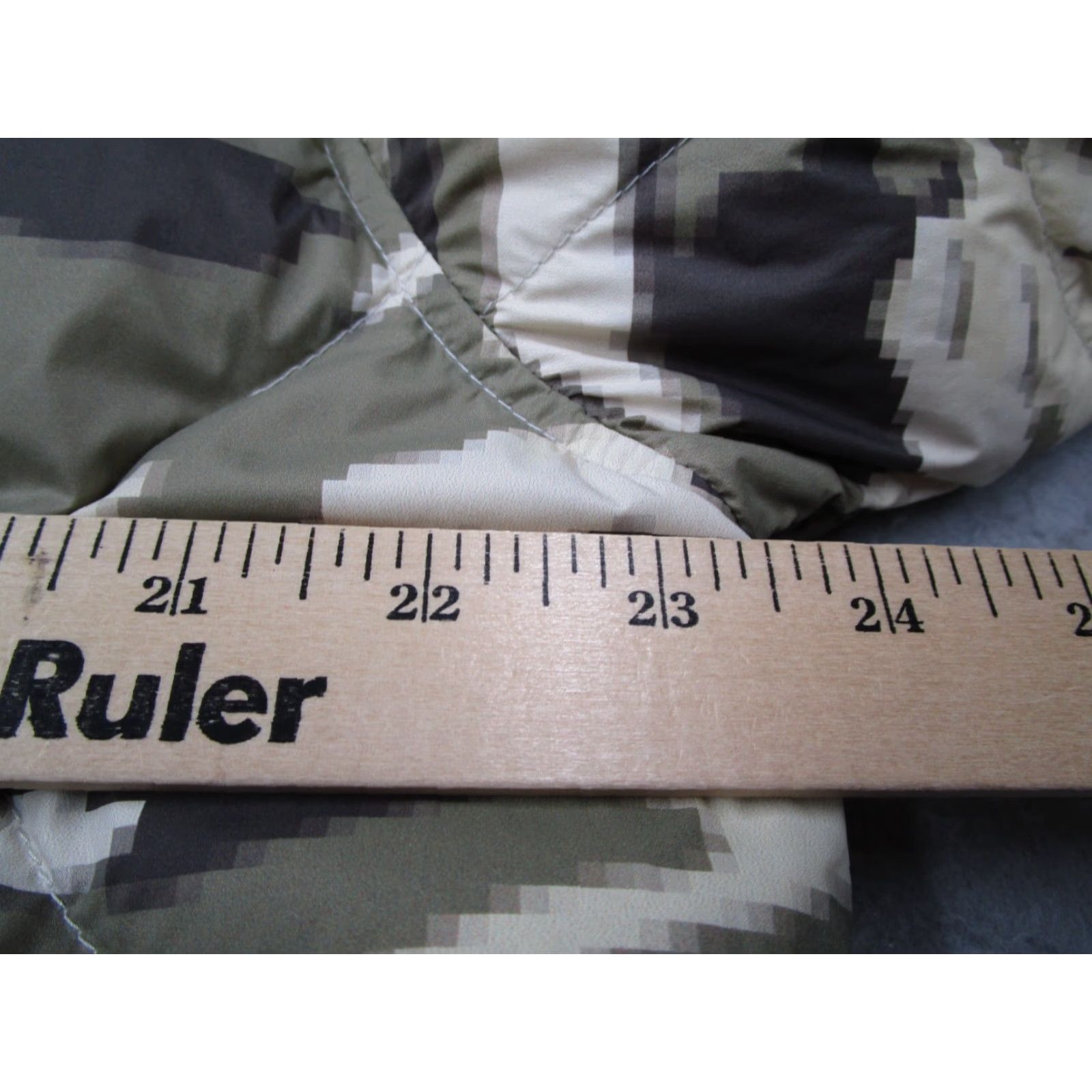 Rag & Bone VINTAGE Rag & Bone Men's XL Puffer Jacket Camouflage Insulated Down Full Zip Nylon Outdoor Winter Fall Spring Men Size US XL / EU 56 / 4 - 7 Thumbnail