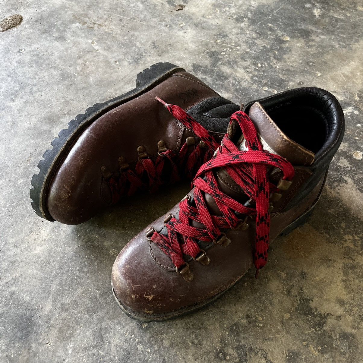Belgian Shoes x Kapital Vintage Asics High-Top Leather Boots in Brown, Men's (Size 9)