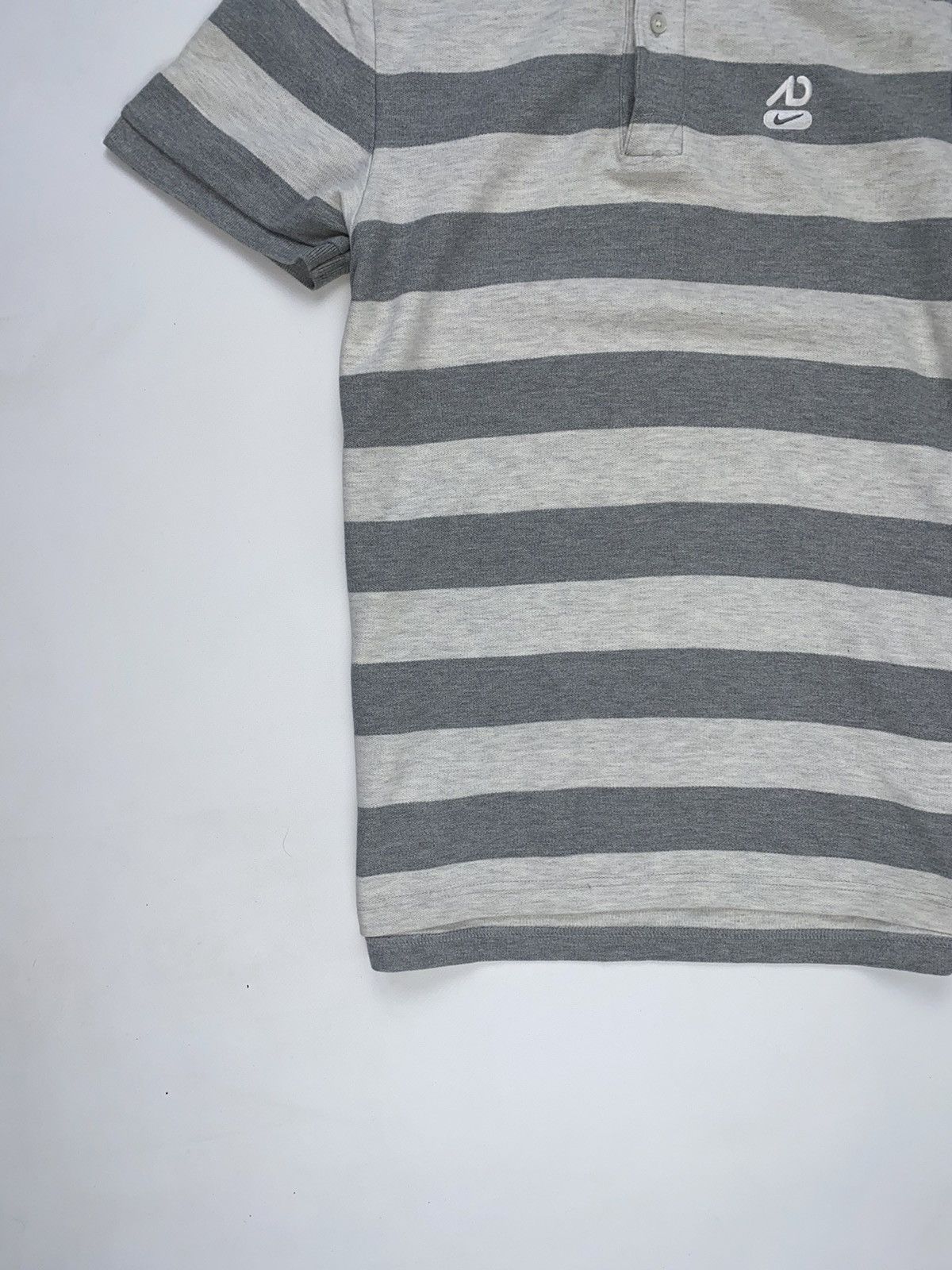 Nike 🚨 Nike vintage polo t shirt short sleeve silver man athletic Size US M / EU 48-50 / 2 - 4 Thumbnail