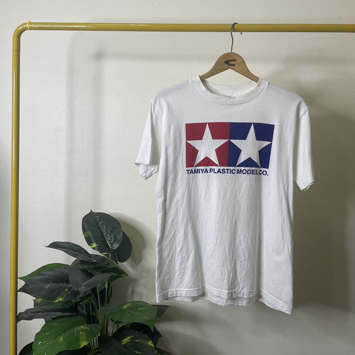 Japanese Brand × Vintage Vintage Tamiya Plastic Model Japanese Toys Cars Promo Tee Size US S / EU 44-46 / 1 - 1 Thumbnail