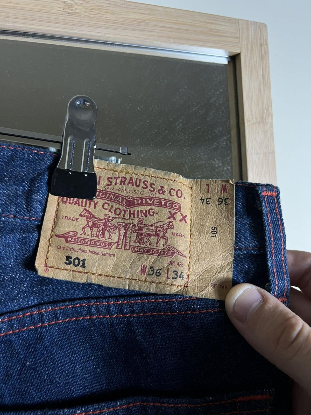 Levi's Levi’s 501 Vintage Relaxed Fit Red Stitch Denim Jeans Poland Size US 36 / EU 52 - 8 Thumbnail