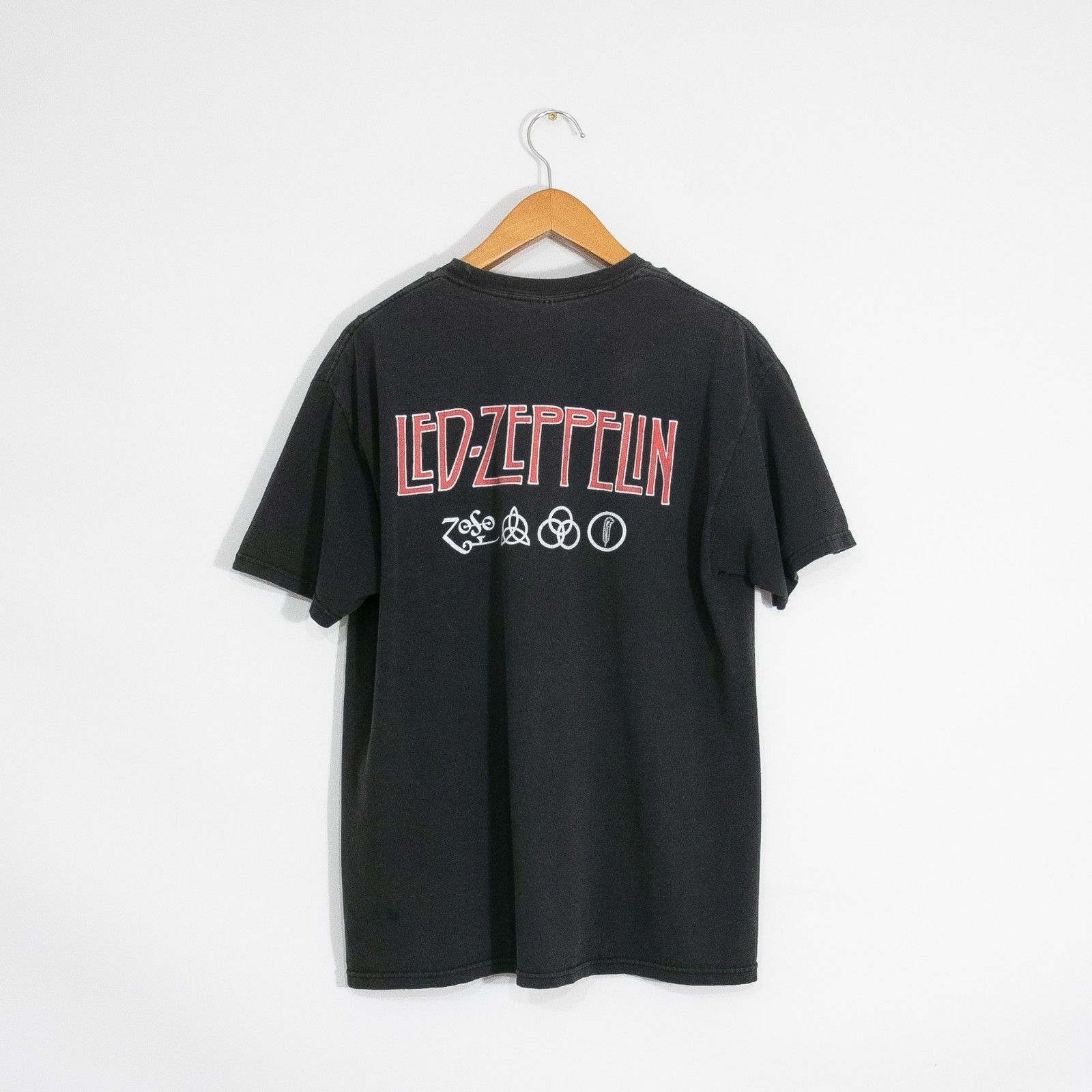 Vintage Vintage Y2K Led Zeppelin IV Cover T Shirt Large - Distressed Size US L / EU 52-54 / 3 - 8 Thumbnail