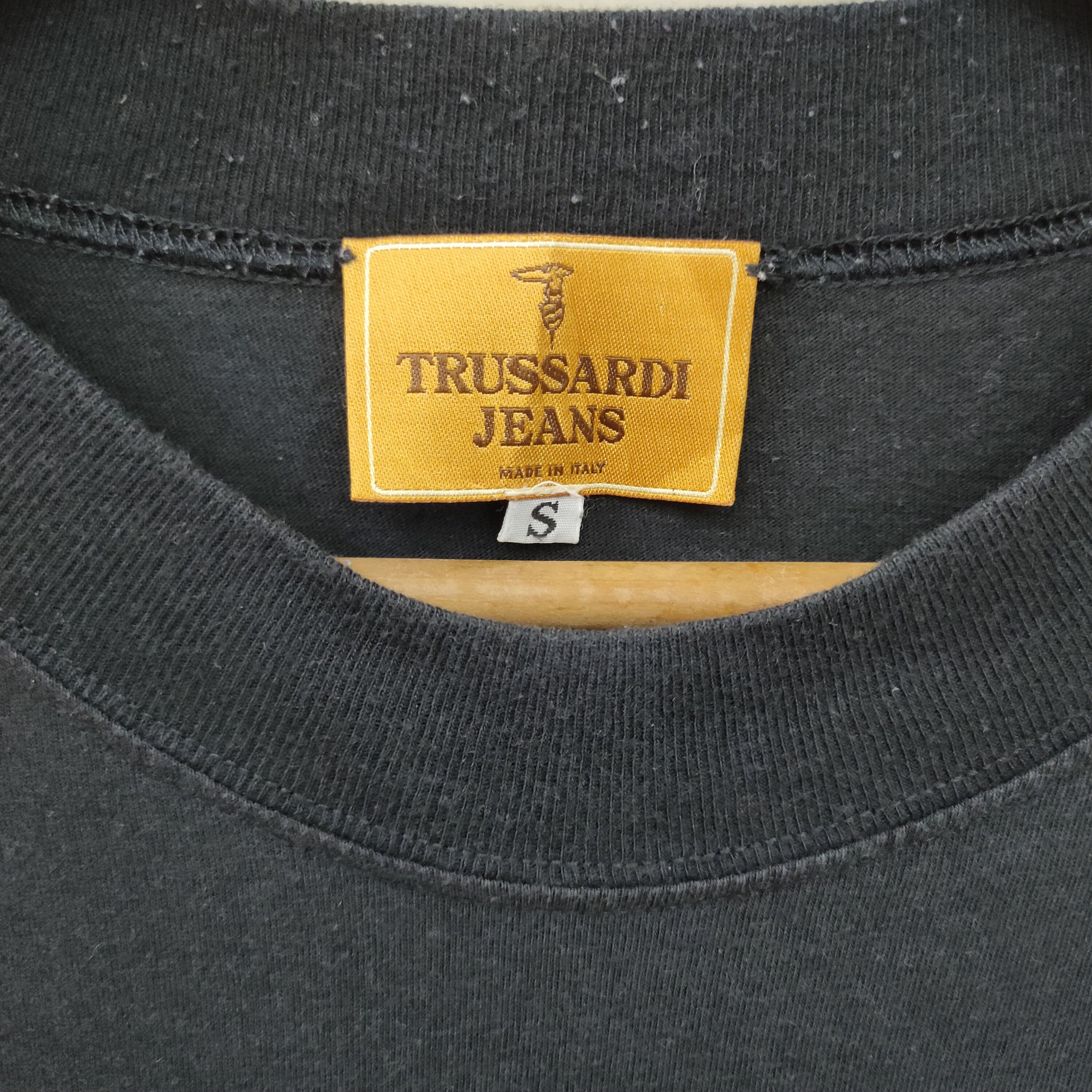 Trussardi Vintage 90s Trussardi Jeans tshirt Size US S / EU 44-46 / 1 - 7 Thumbnail