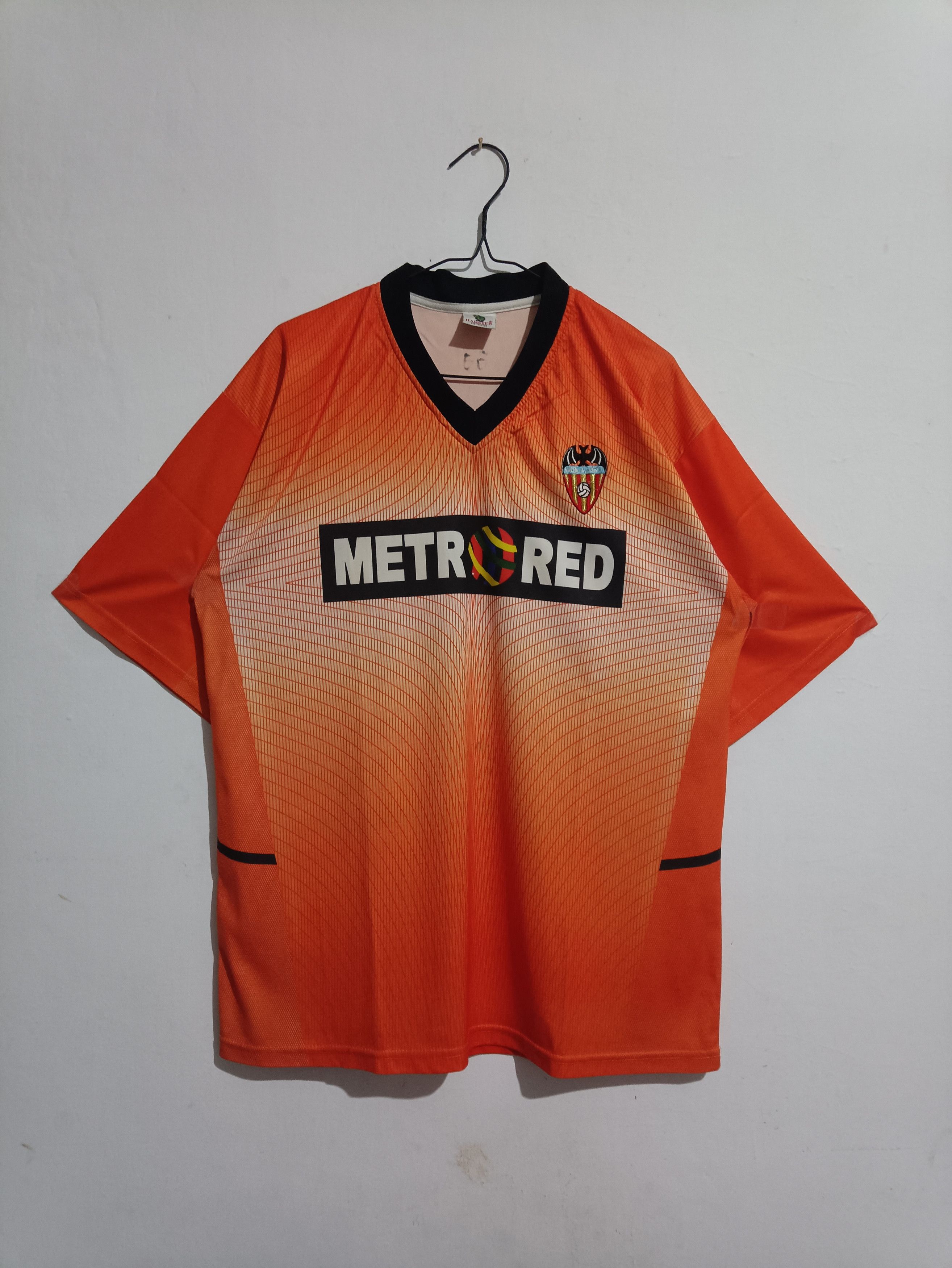 Other Valencia vintage Jersey 2001 Size US XL / EU 56 / 4 - 1 Thumbnail