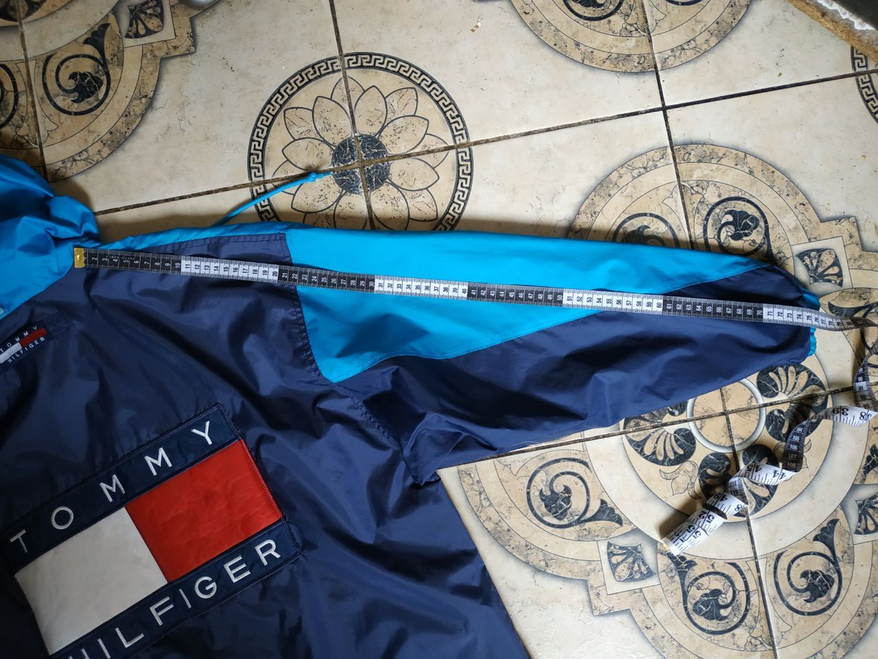 Tommy Hilfiger Vintage 90s Tommy Hilfiger Sailing Gear Big Flag Jacket Size US M / EU 48-50 / 2 - 22 Thumbnail