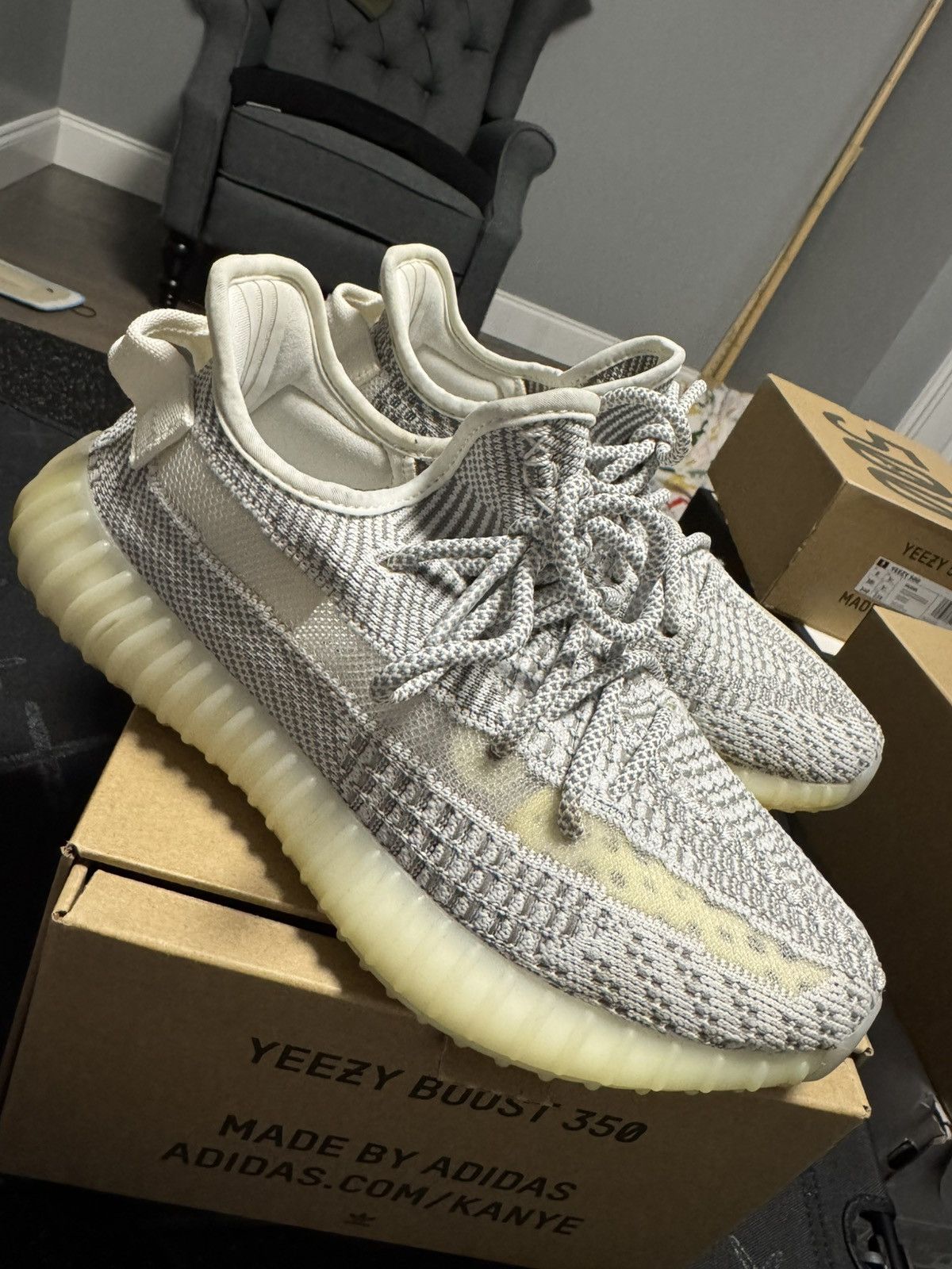 Adidas × Yeezy Adidas Yeezy Boost 350 V2 static non-reflective sz 6Y Size US 6 / EU 39 - 6 Thumbnail