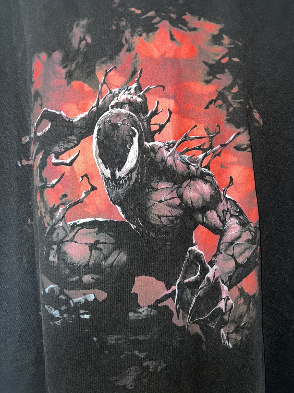 Kith × Marvel Comics Kith x Marvel Symbiote Vintage Tee Black Size US L / EU 52-54 / 3 - 9 Thumbnail