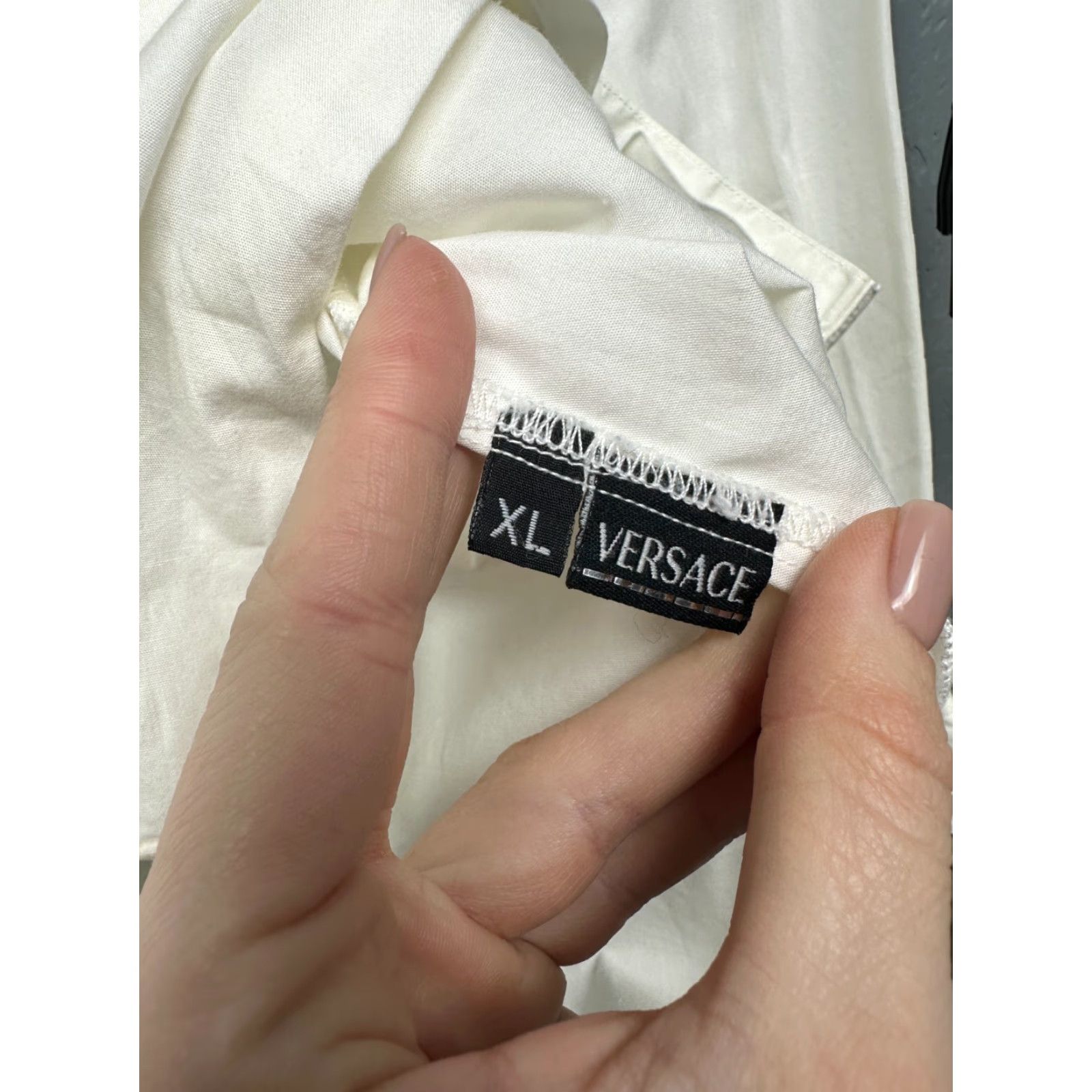 Versace VINTAGE Versace Sport Mens Long Sleeve White Shirt XL Size US XL / EU 56 / 4 - 6 Thumbnail