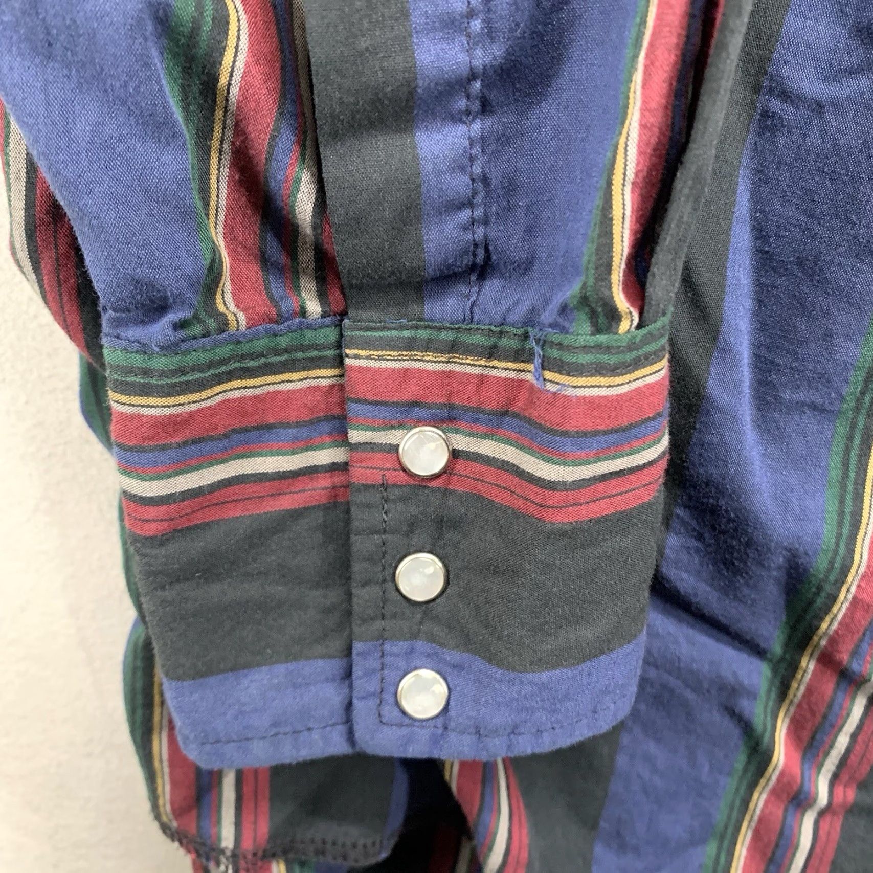 Wrangler VINTAGE Wrangler Western Shirt Long Sleeve 2XL Mens Casual Workwear Cotton Blend Pearl Snap Stripe Size US XXL / EU 58 / 5 - 4 Thumbnail