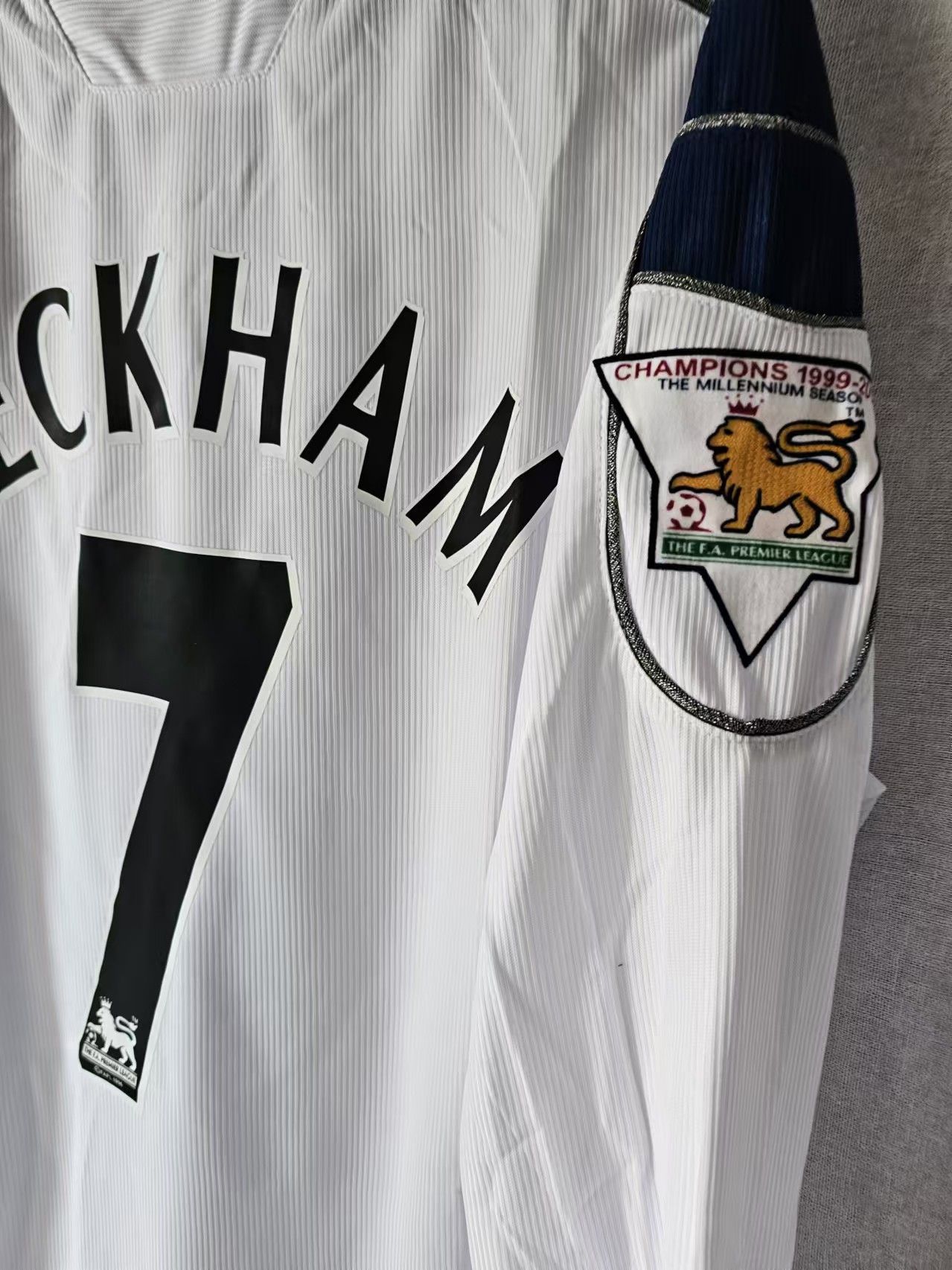 Other 1999 2000 MUFC 7 David Beckham Jersey Size US L / EU 52-54 / 3 - 4 Thumbnail