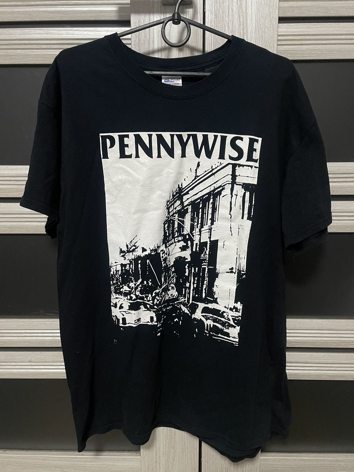 Band Tees Pennywise Vintage Punk Rock Band Tee Graphic T Shirt L Size US L / EU 52-54 / 3 - 1 Thumbnail