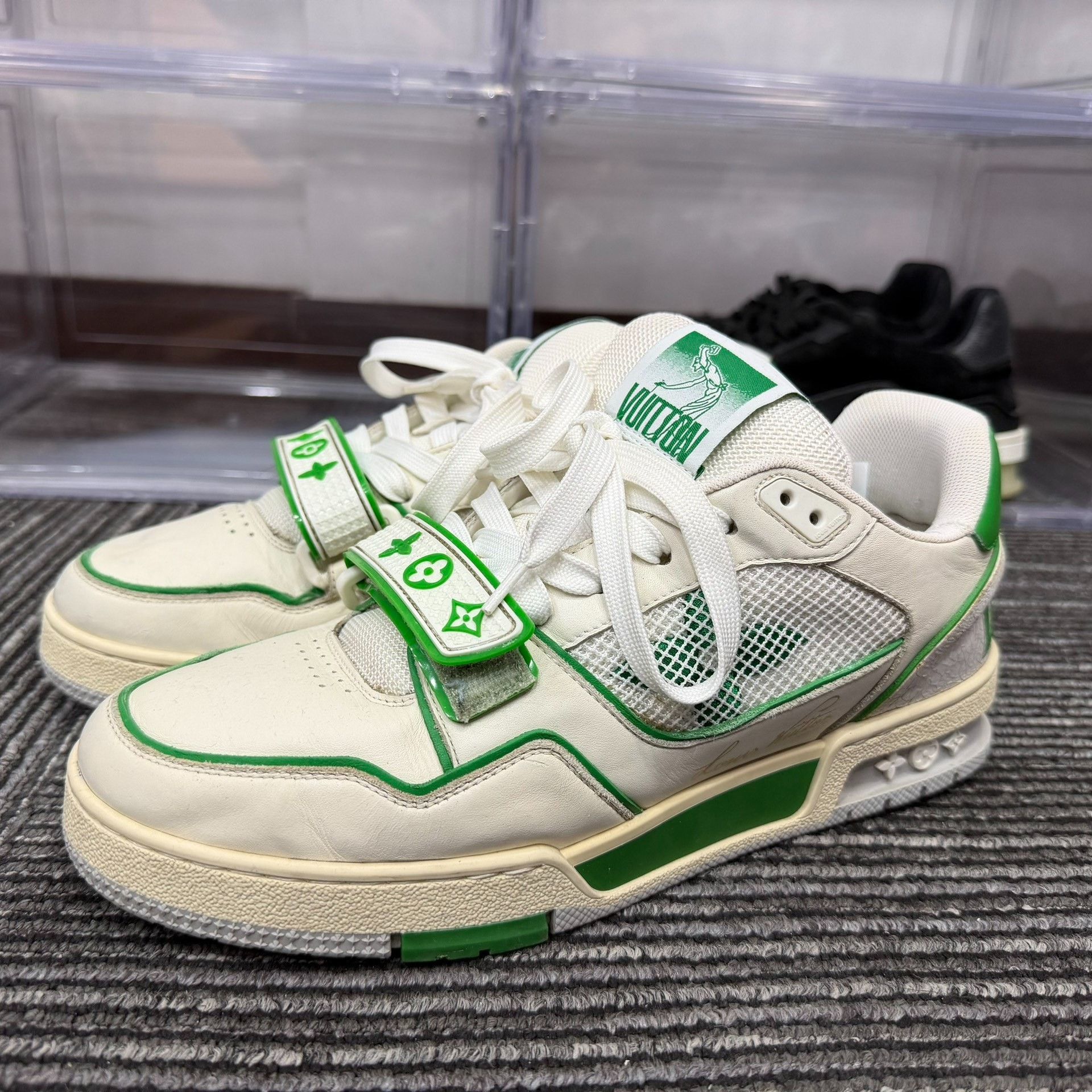 Louis Vuitton Louis Vuitton Training Green Lowtop Sneakers 8 Men Size US 8 / EU 41 - 1 Thumbnail