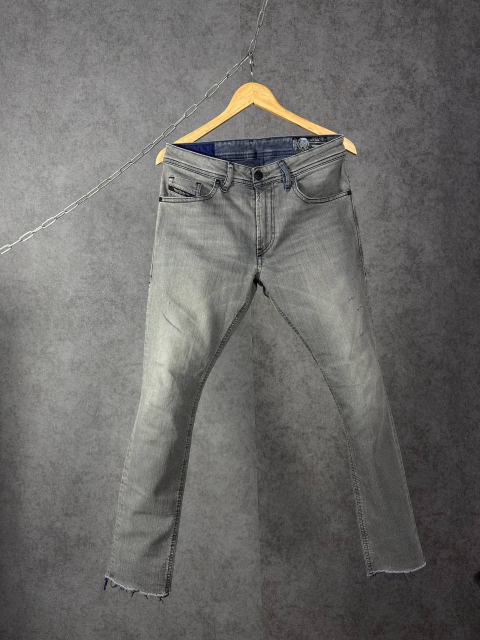 Diesel Diesel Thommer designer distressed denim jeans Size US 30 / EU 46 - 1 Thumbnail