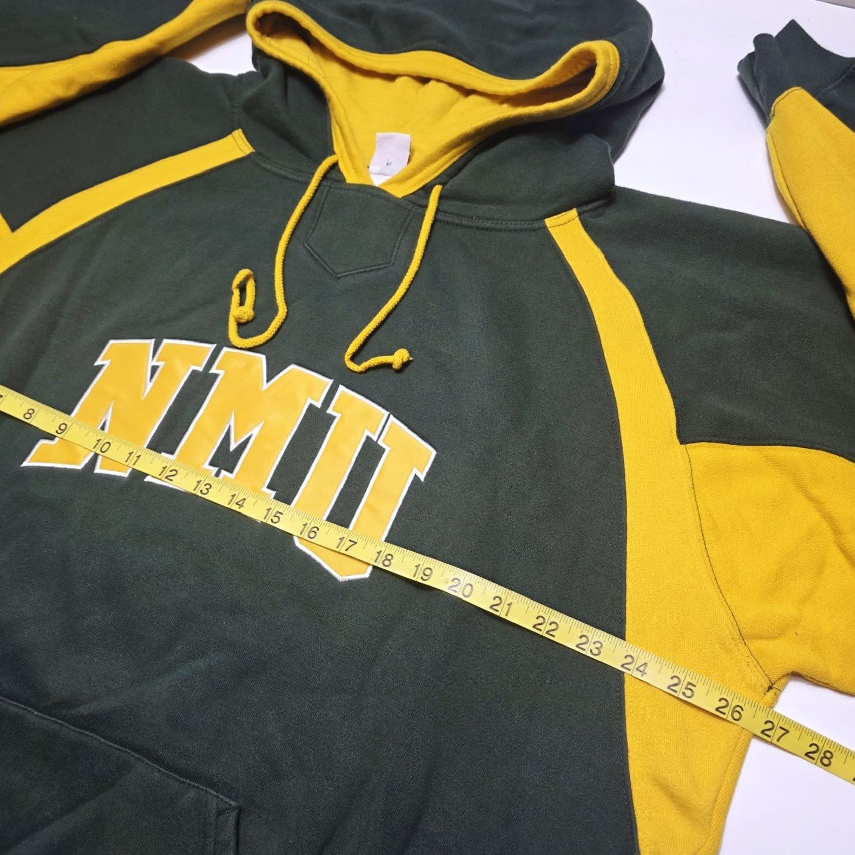 Vintage VINTAGE Northern Michigan University Hoodie Cotton Heavyweight 2XL Stitched Y2k Size US XXL / EU 58 / 5 - 7 Thumbnail