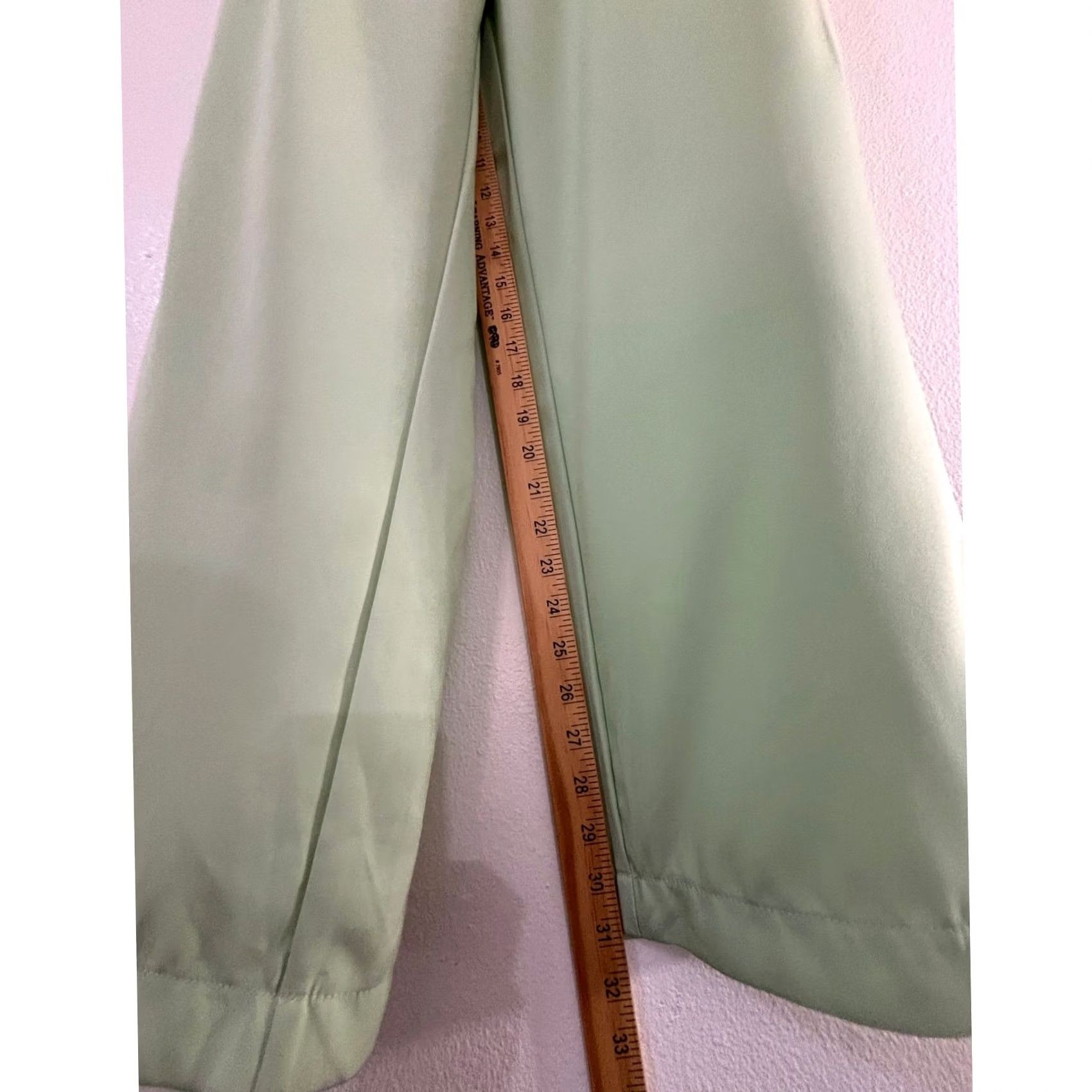 Vintage JJXX Green High Waist Pants Solid Relaxed Women XL Wide-Leg Green, High Rise, Elastic Waist, Casual, Regular, Spring Fall, Capri Style, Women’s Size 40" / US 18 - 7 Thumbnail